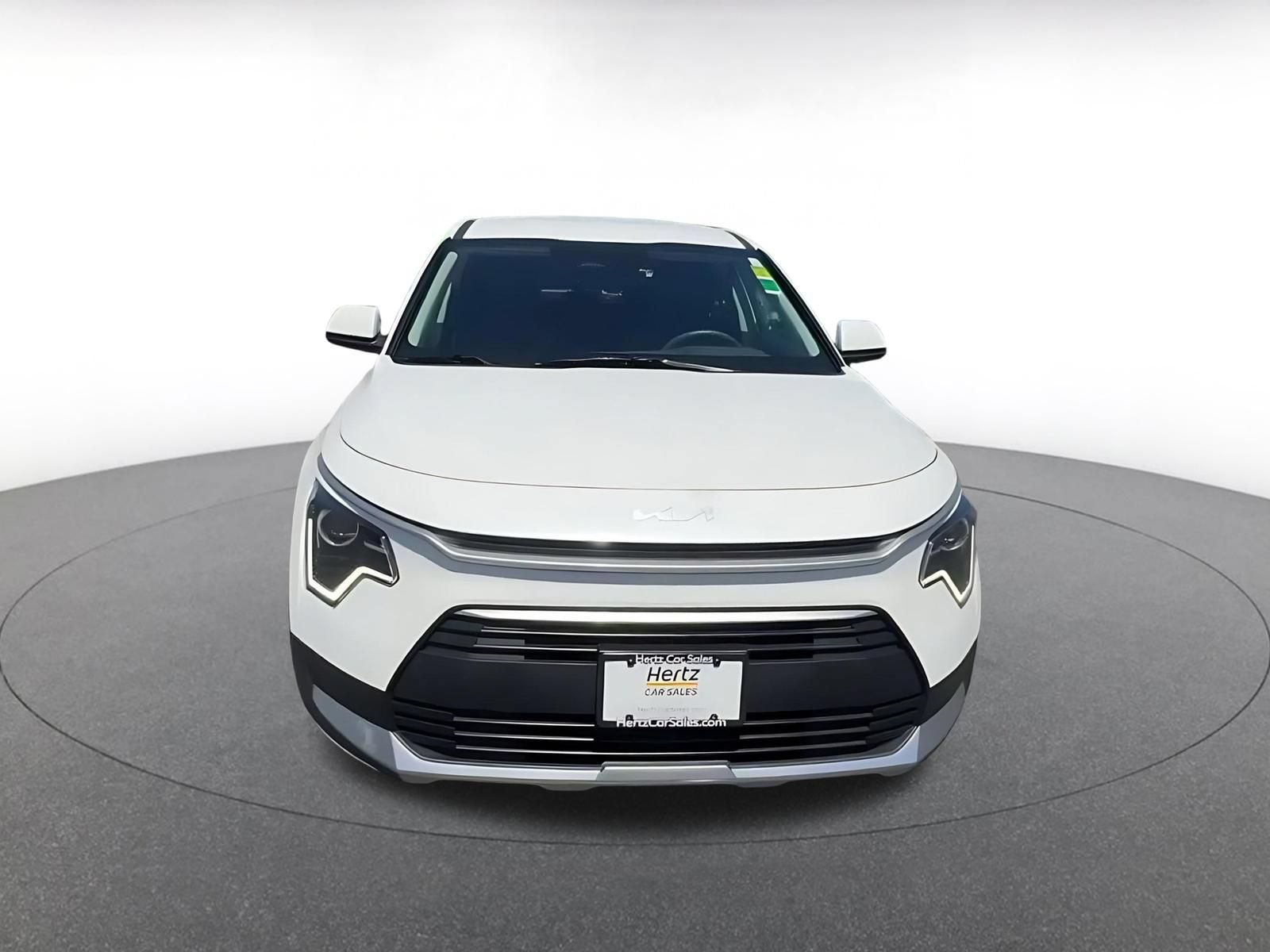 Thumbnail: 2026 Kia Niro - 4