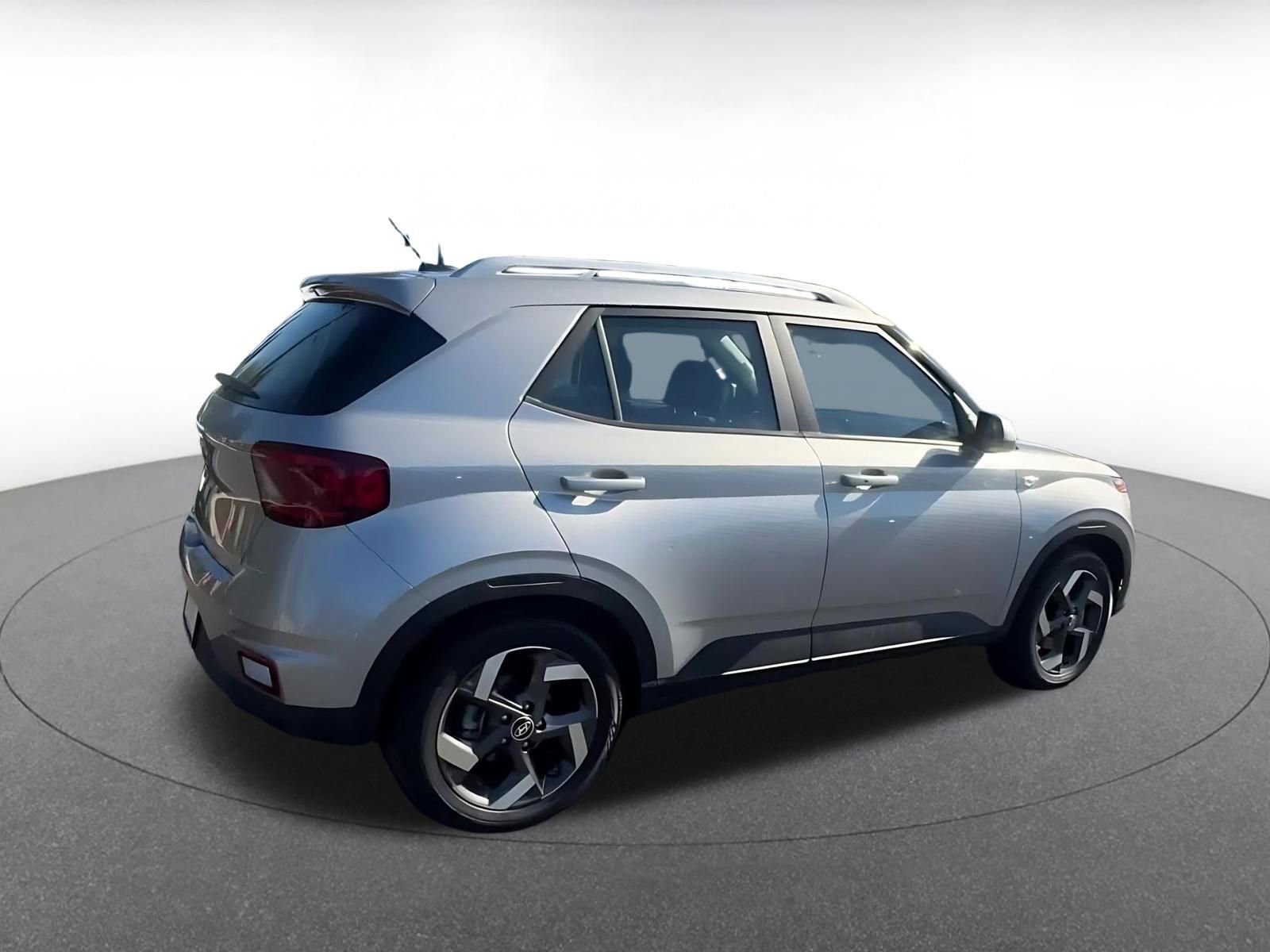 Thumbnail: 2025 Hyundai Venue - 15