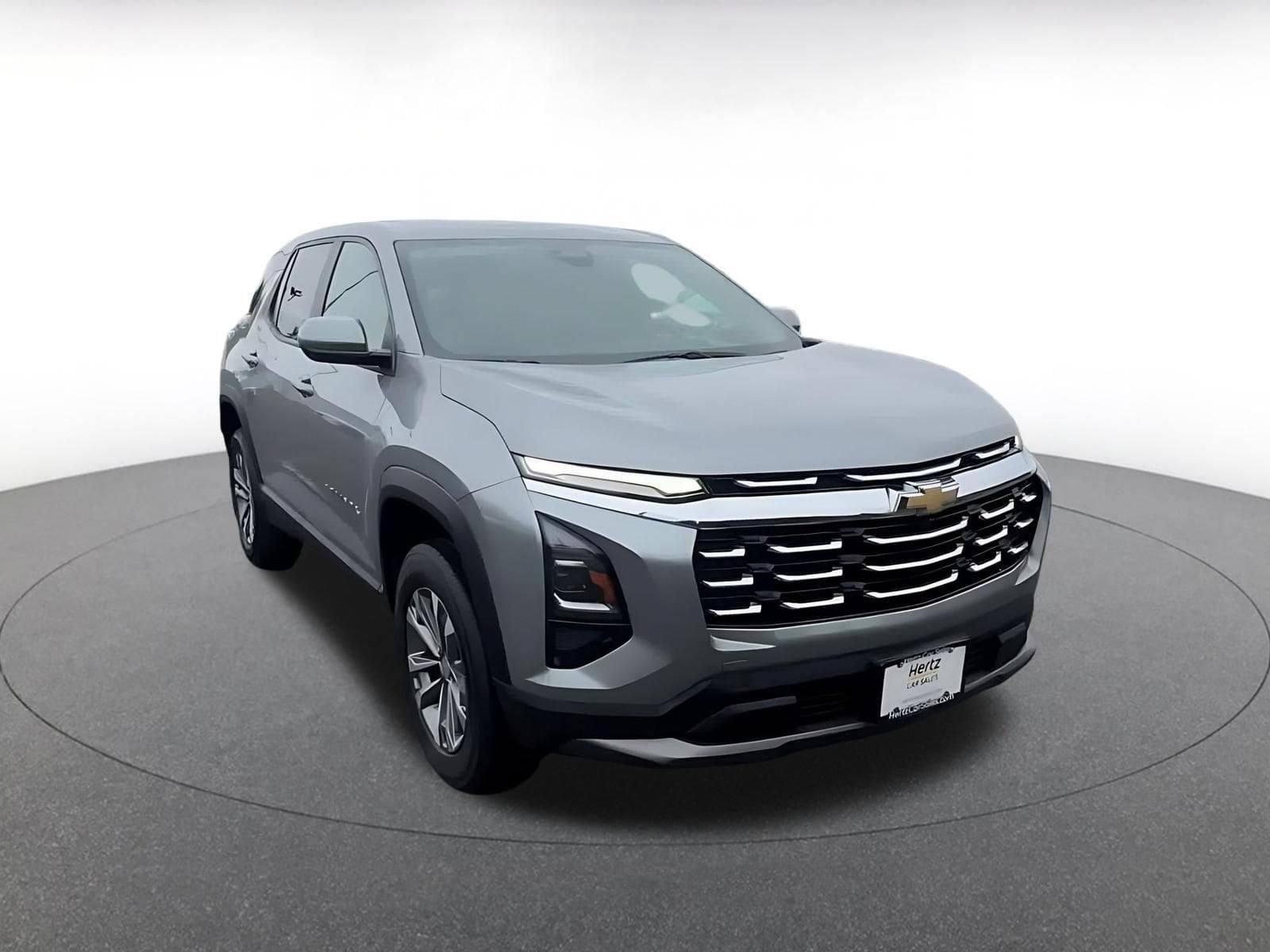 Thumbnail: 2025 Chevrolet Equinox - 3