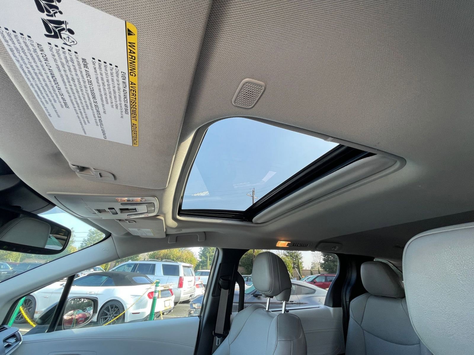 Thumbnail: 2025 Toyota Sienna - 31