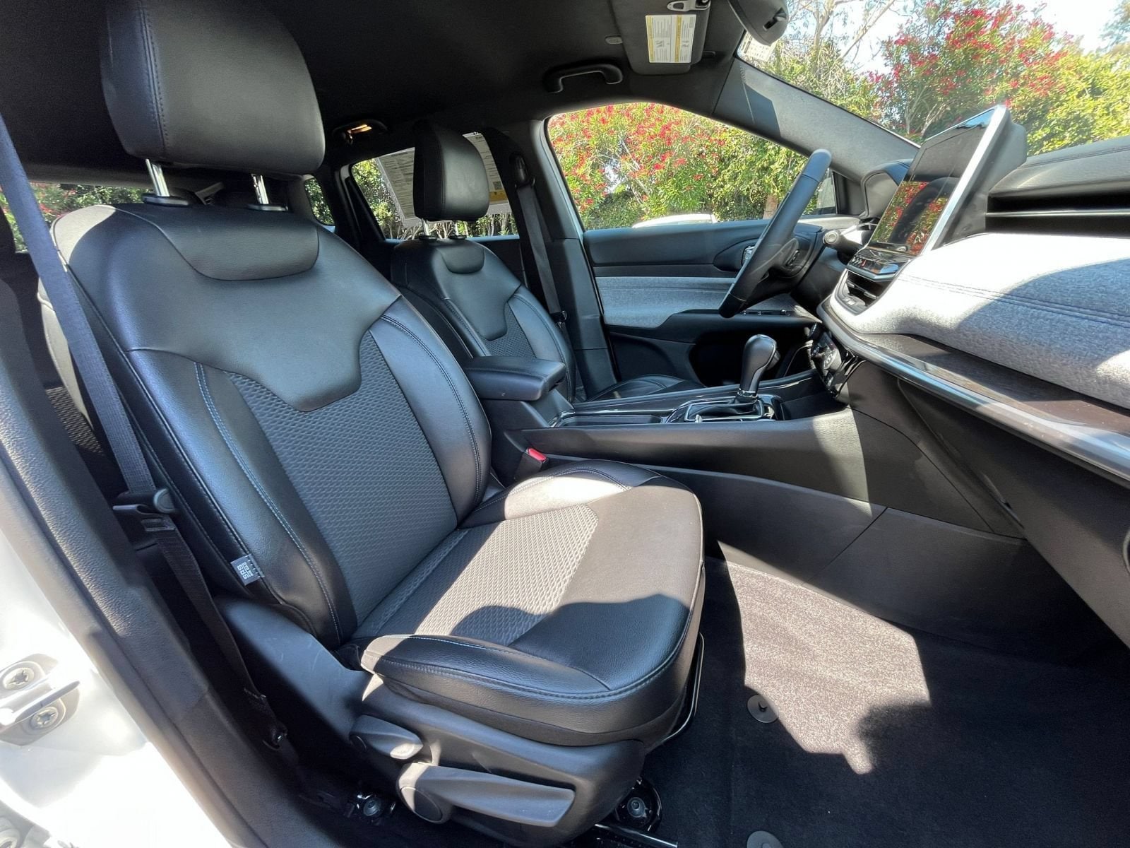 Thumbnail: 2025 Jeep Compass - 35