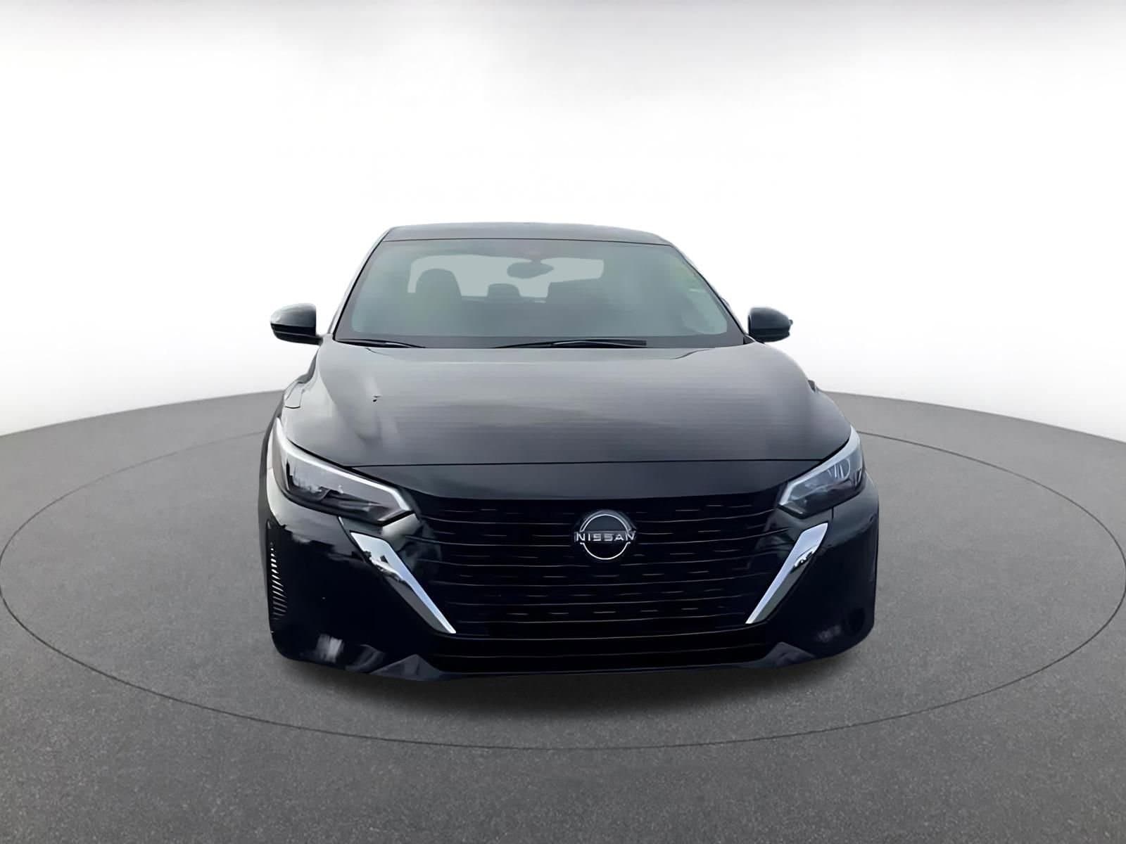 Thumbnail: 2025 Nissan Sentra - 4