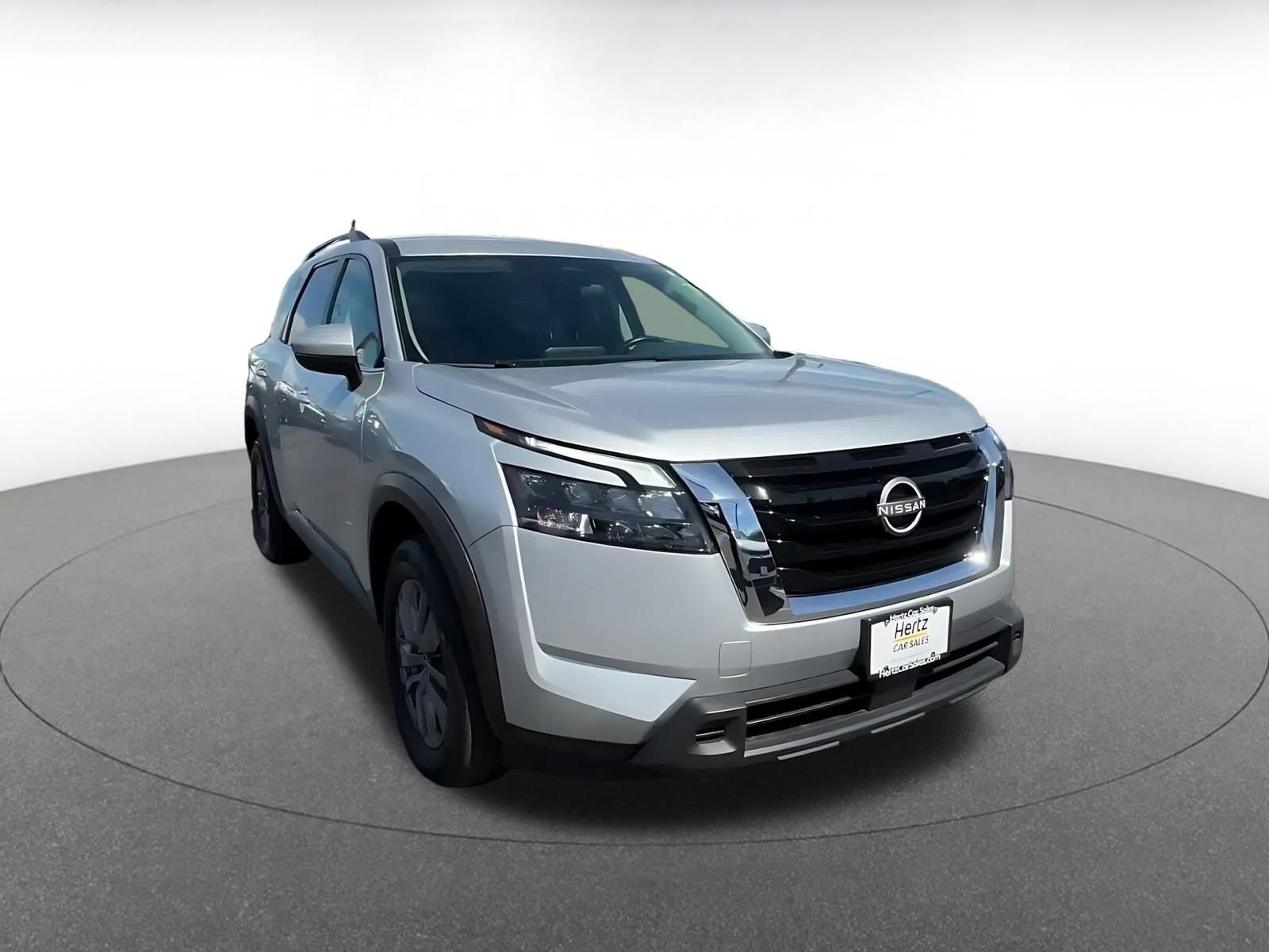 Thumbnail: 2025 Nissan Pathfinder - 3