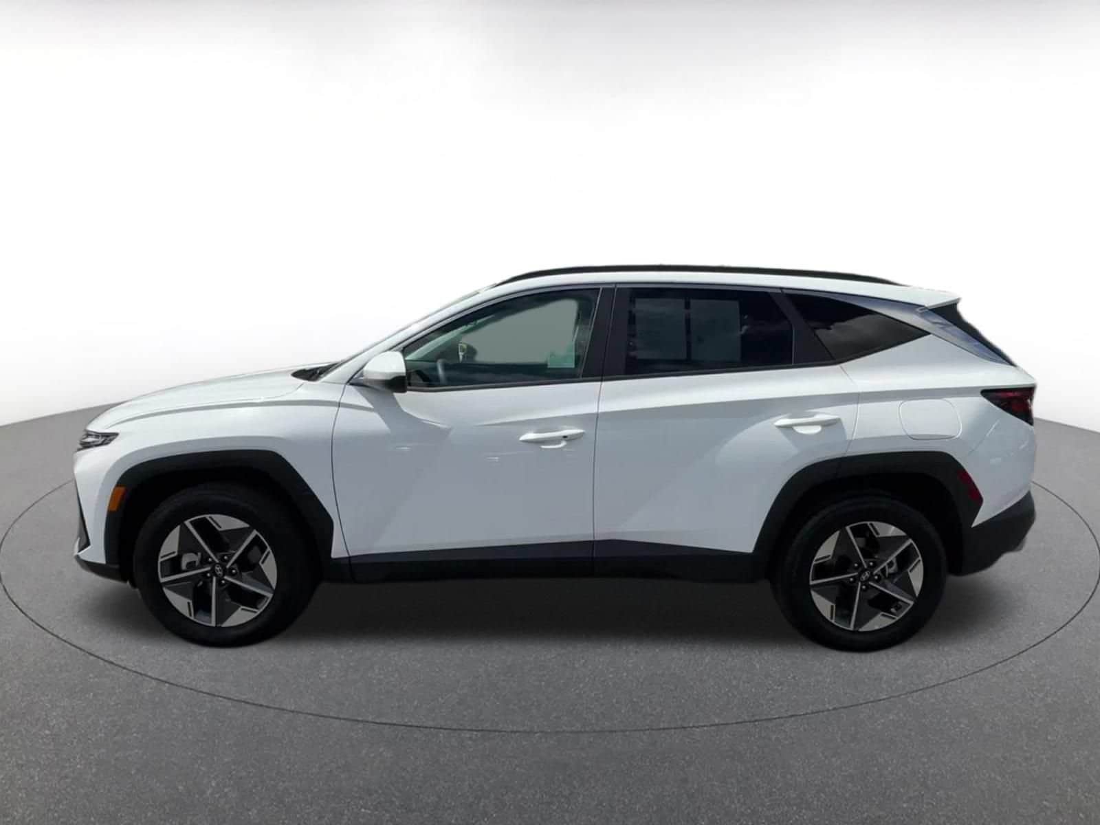Thumbnail: 2026 Hyundai Tucson - 8