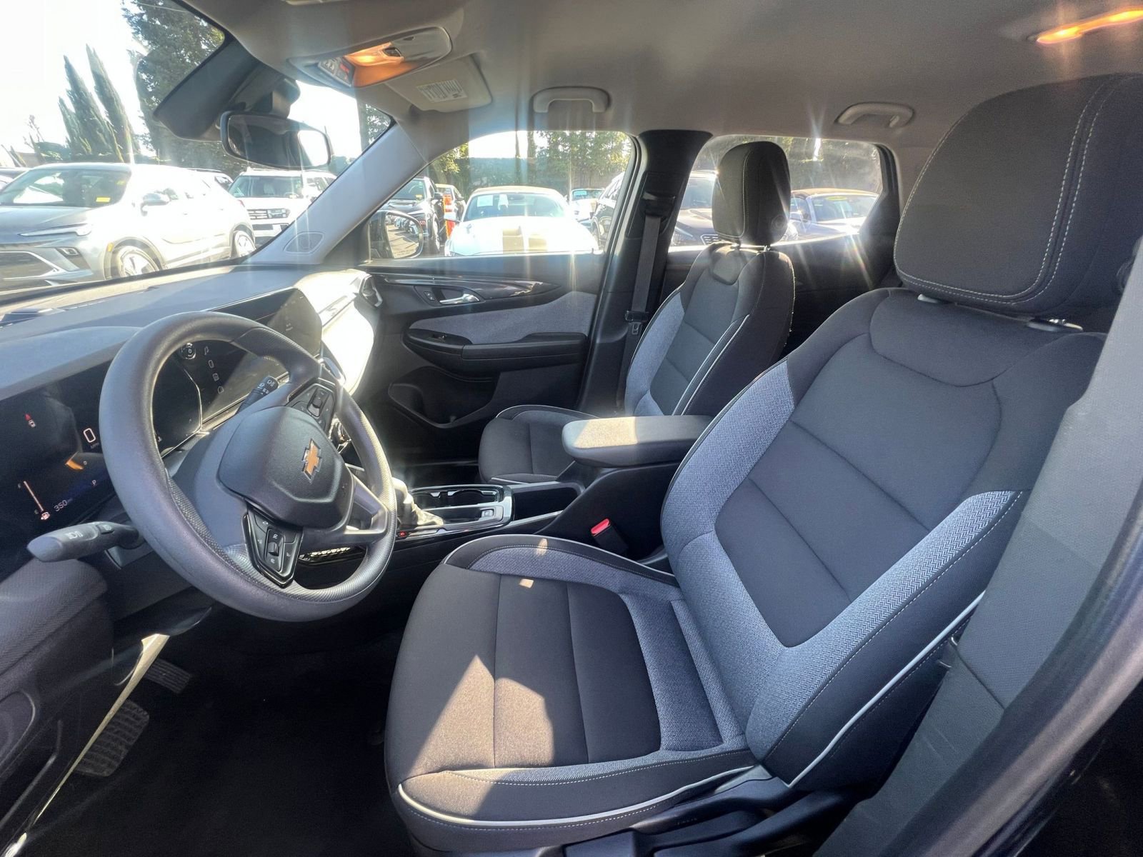 Thumbnail: 2025 Chevrolet TrailBlazer - 21