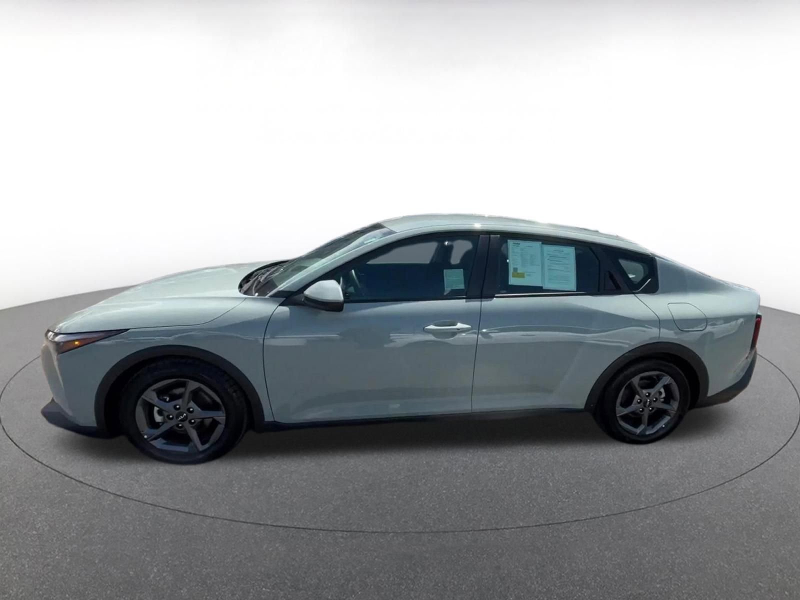 Thumbnail: 2025 Kia K4 - 9