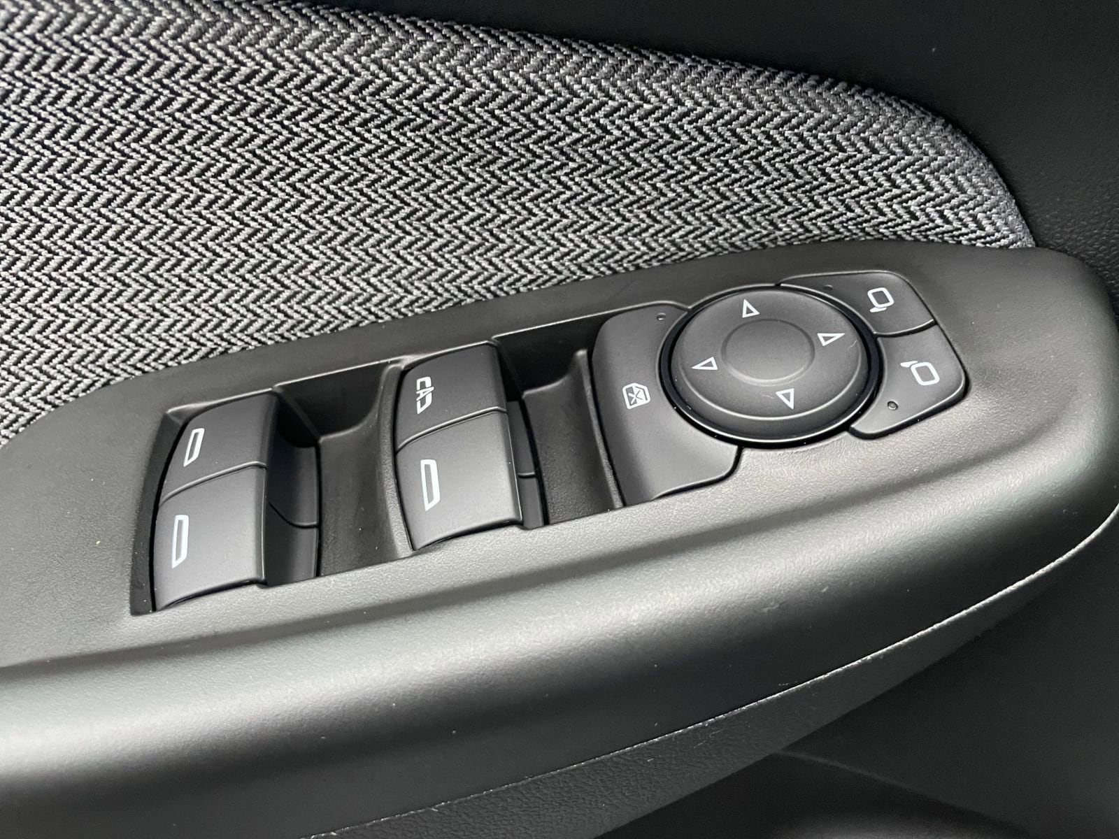 Thumbnail: 2025 Chevrolet TrailBlazer - 20