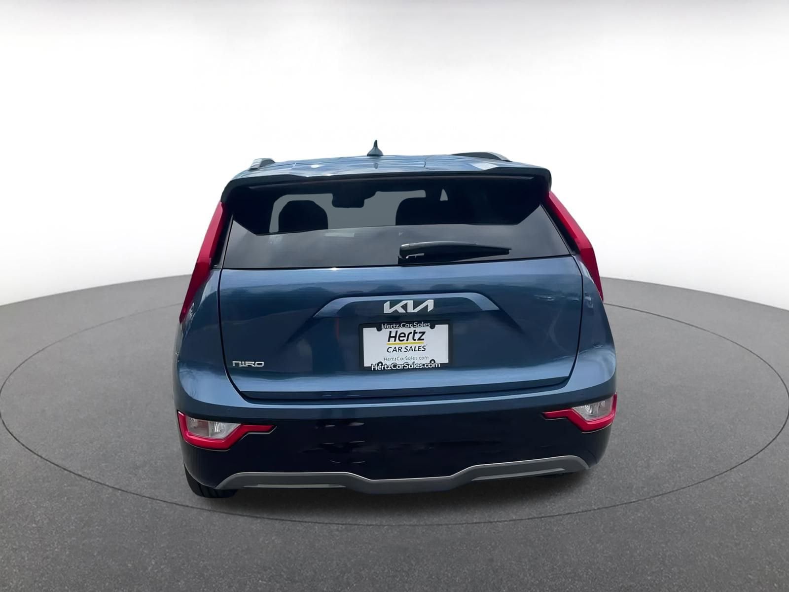 Thumbnail: 2023 Kia Niro - 12