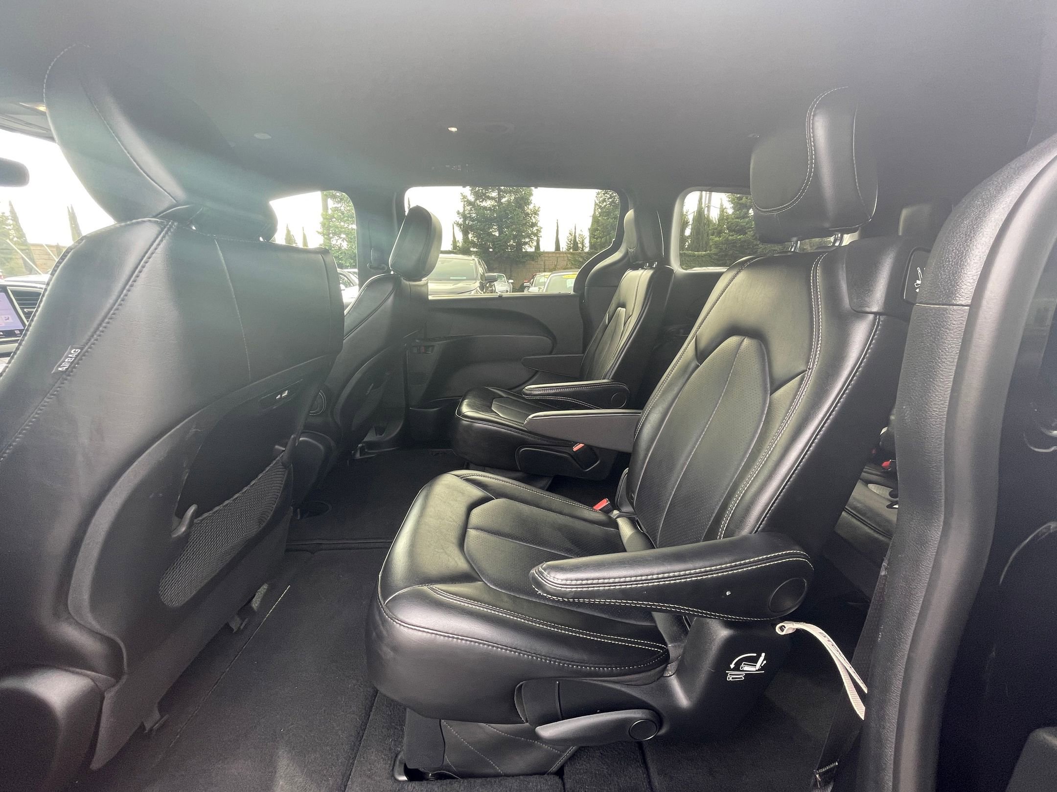 Thumbnail: 2025 Chrysler Pacifica - 22