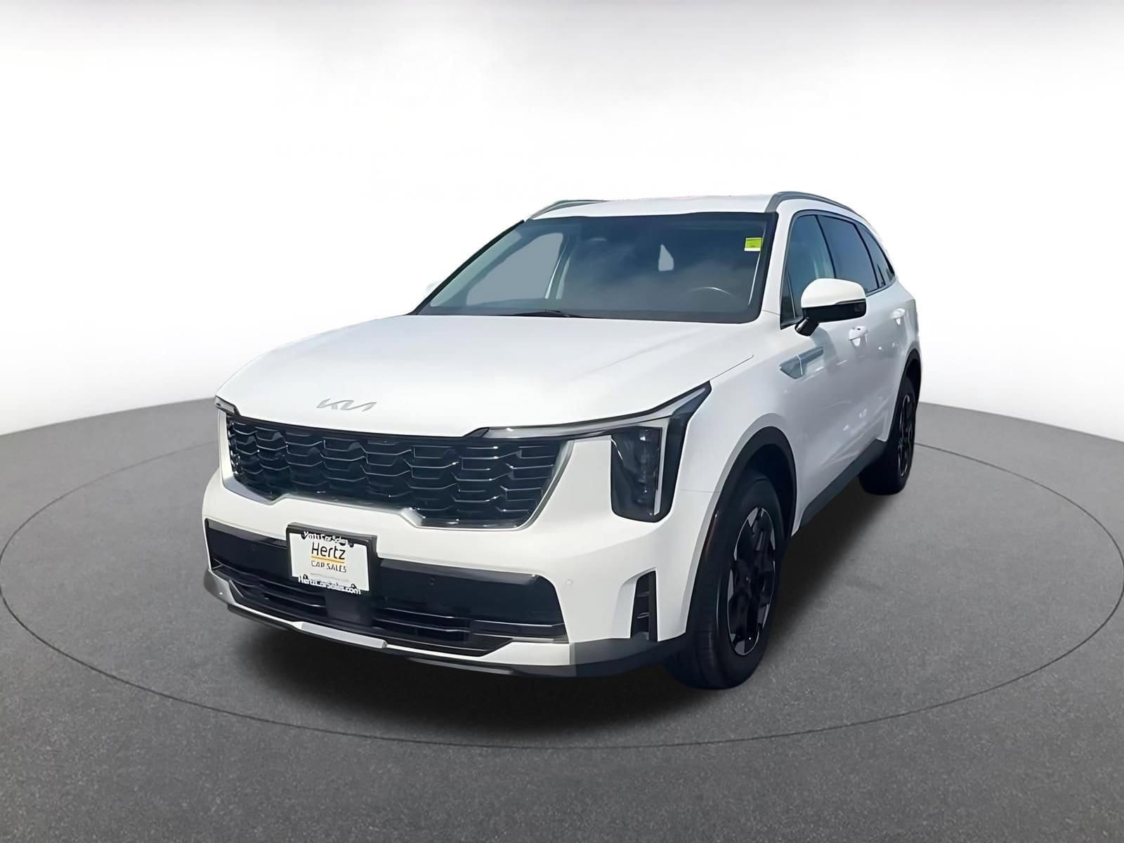 Thumbnail: 2024 Kia Sorento - 7