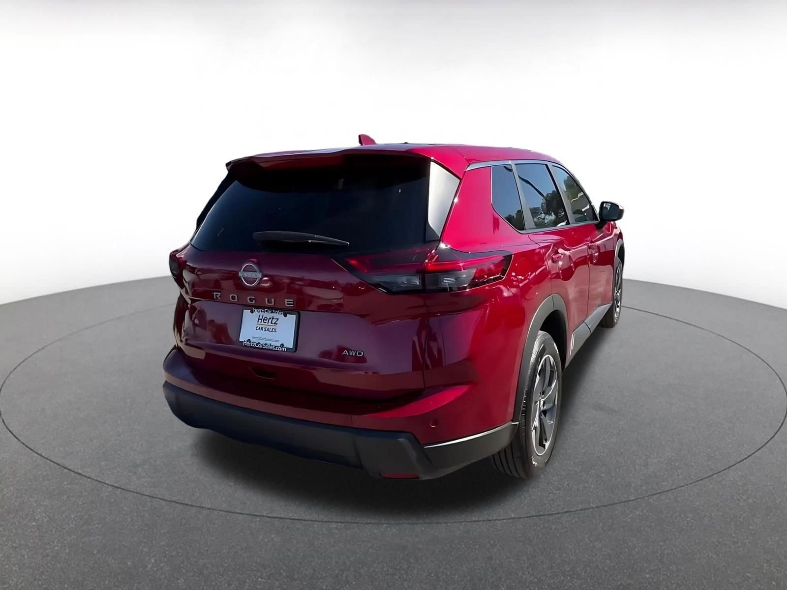 Thumbnail: 2025 Nissan Rogue - 14