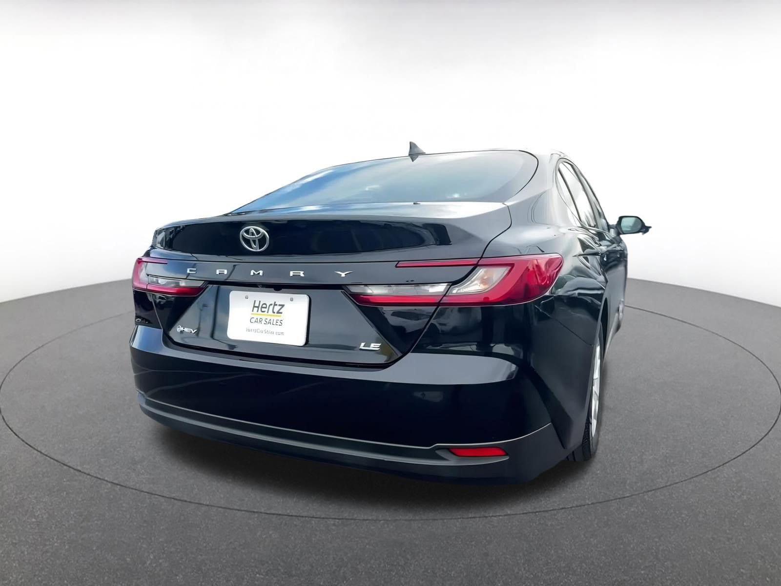 Thumbnail: 2025 Toyota Camry - 14