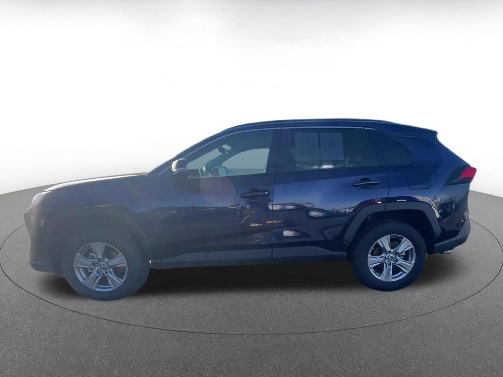 Thumbnail: 2025 Toyota RAV4 - 9