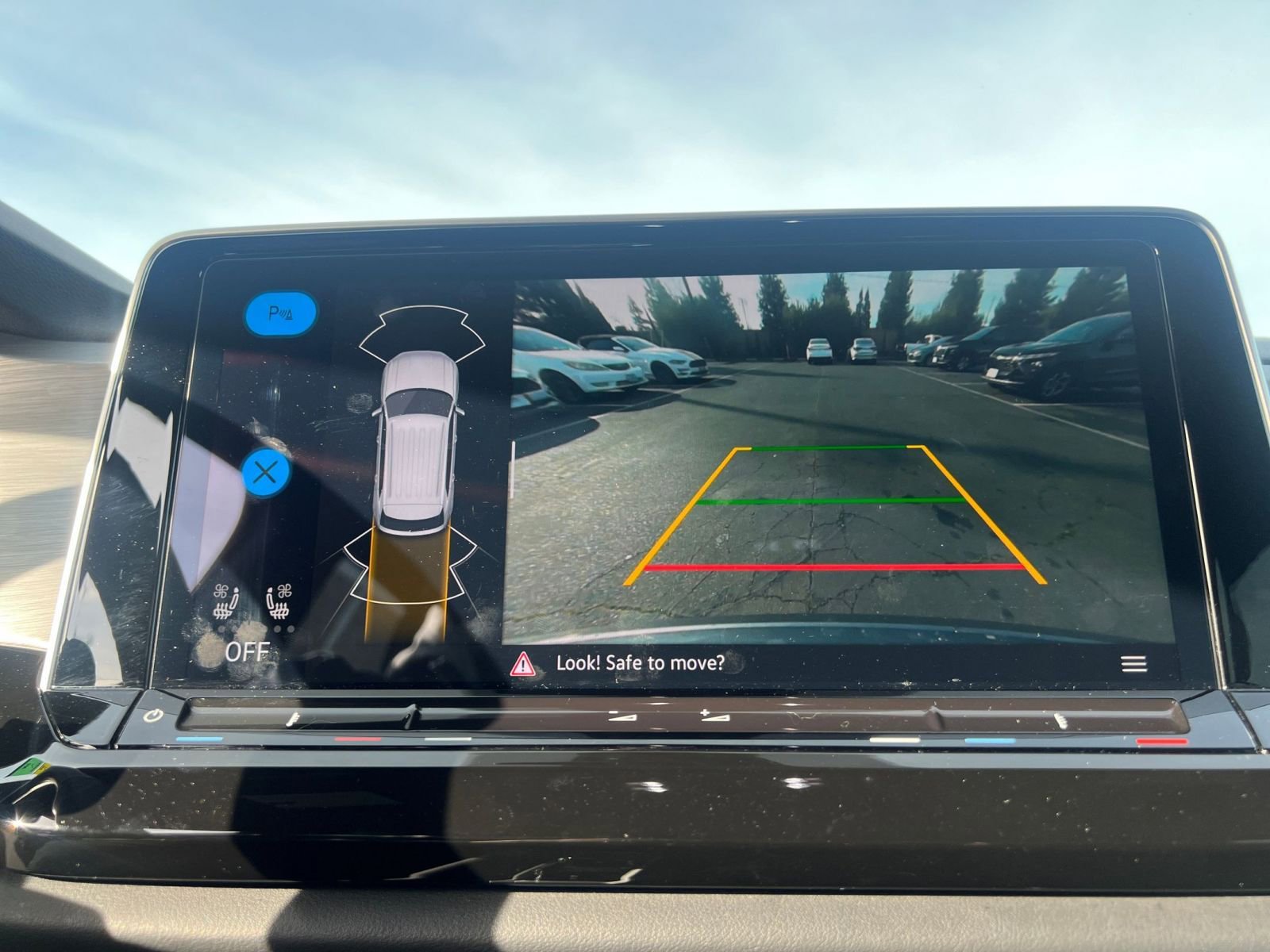 Thumbnail: 2025 Volkswagen Atlas - 17