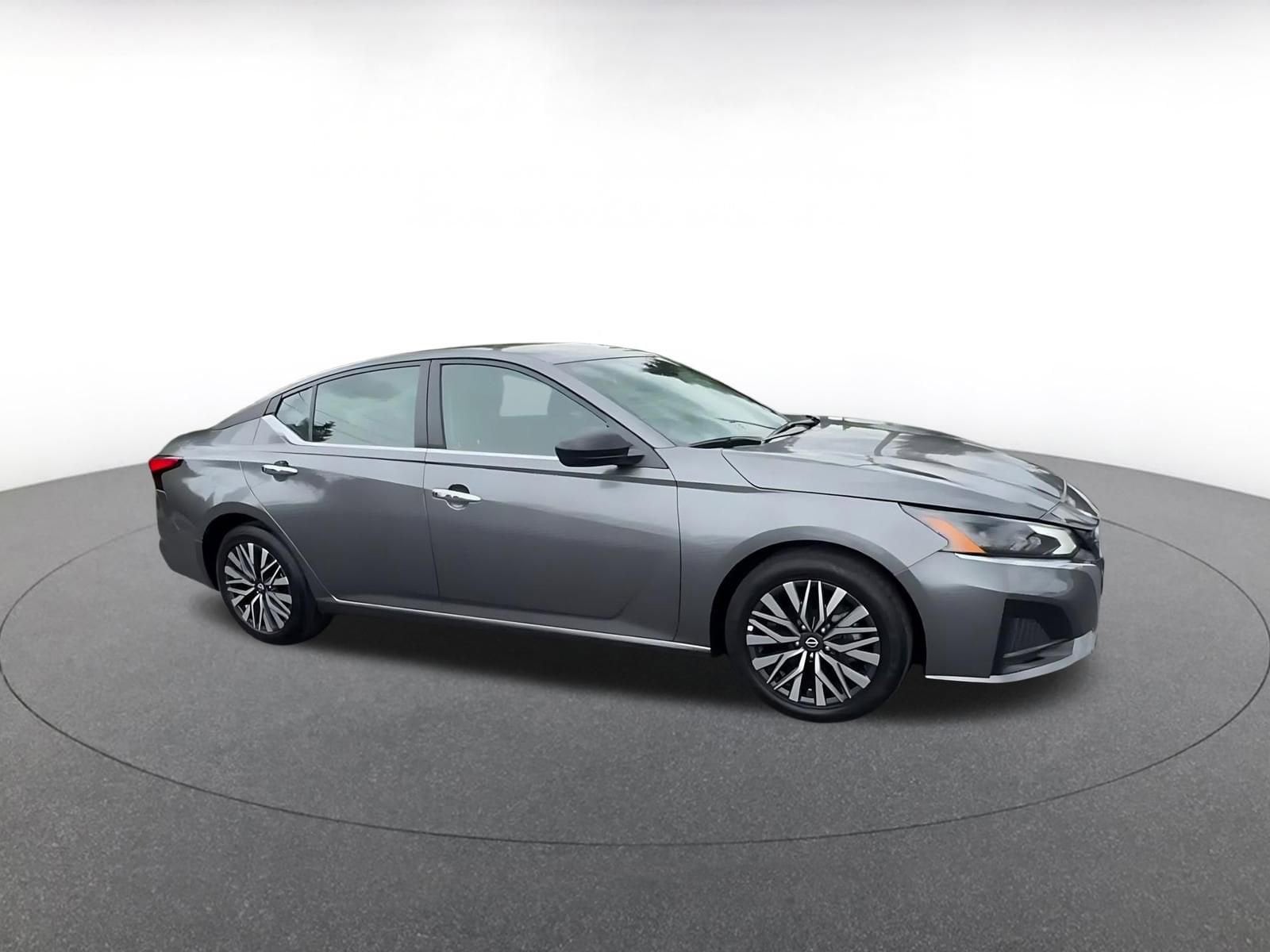Thumbnail: 2025 Nissan Altima - 2