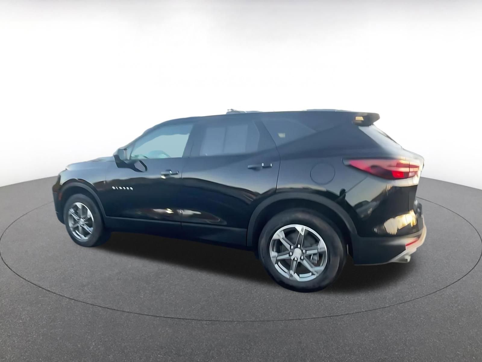 Thumbnail: 2025 Chevrolet Blazer - 10