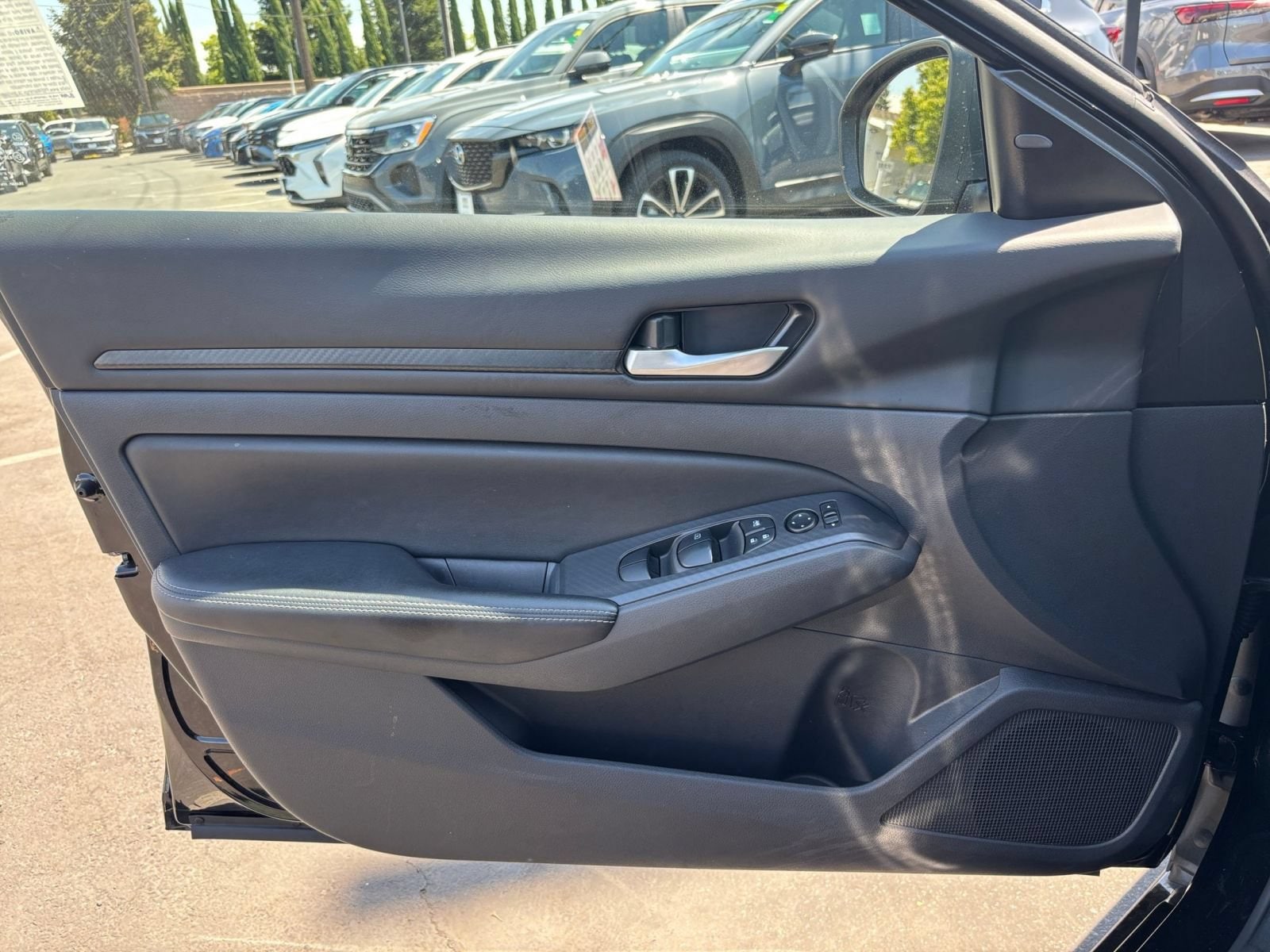 Thumbnail: 2025 Nissan Altima - 18