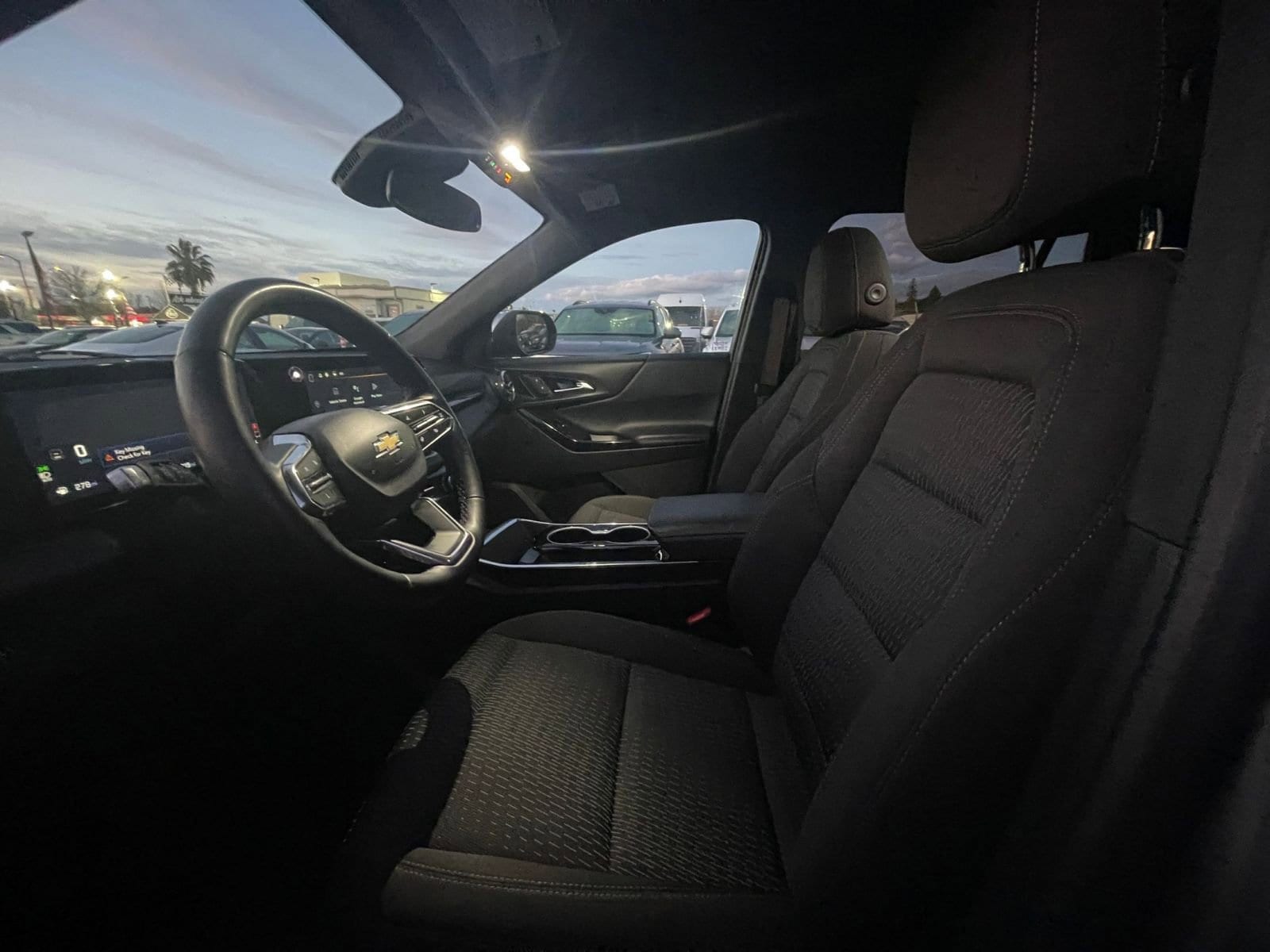 Thumbnail: 2025 Chevrolet Equinox - 27