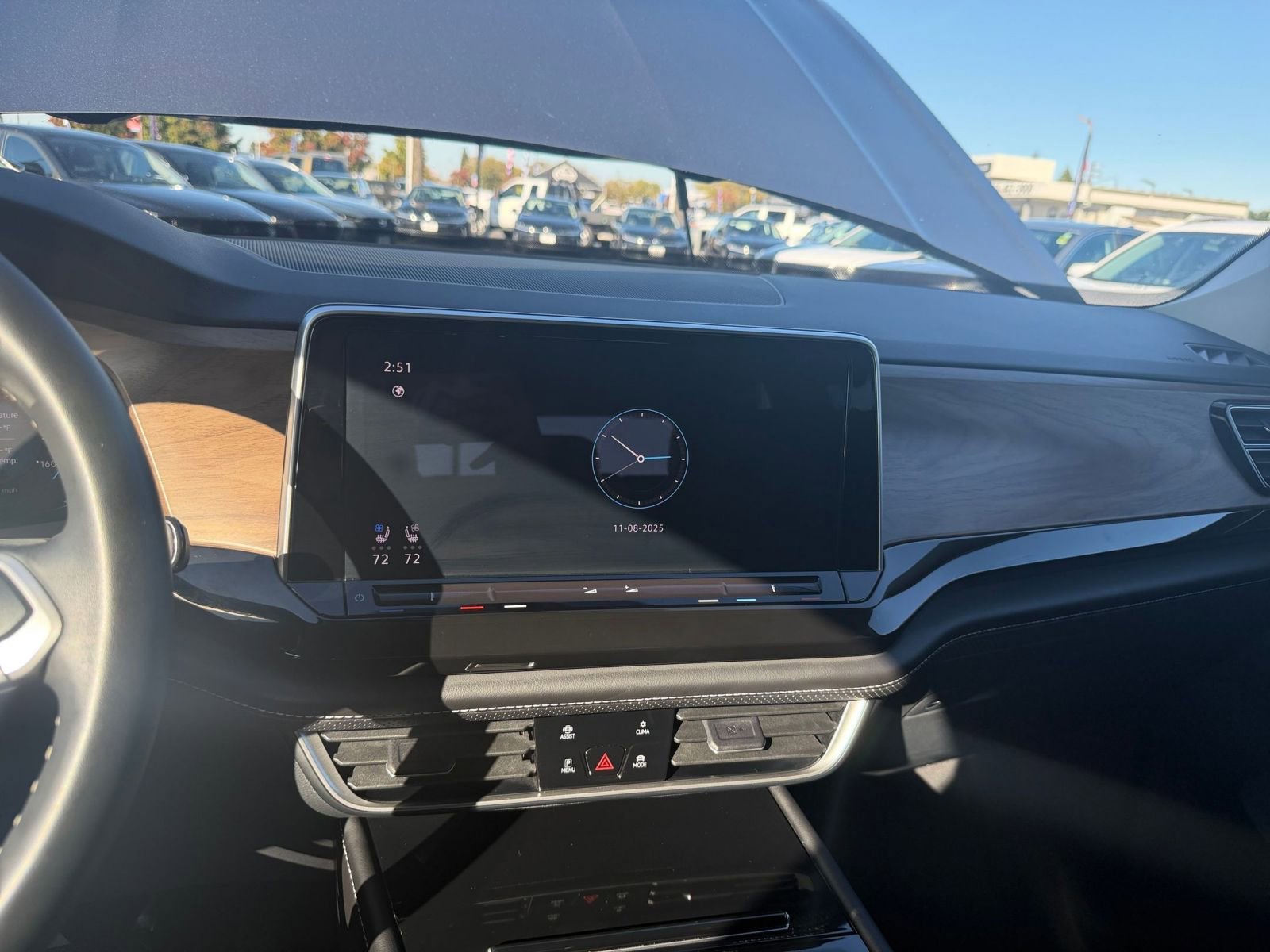 Thumbnail: 2025 Volkswagen Atlas - 18