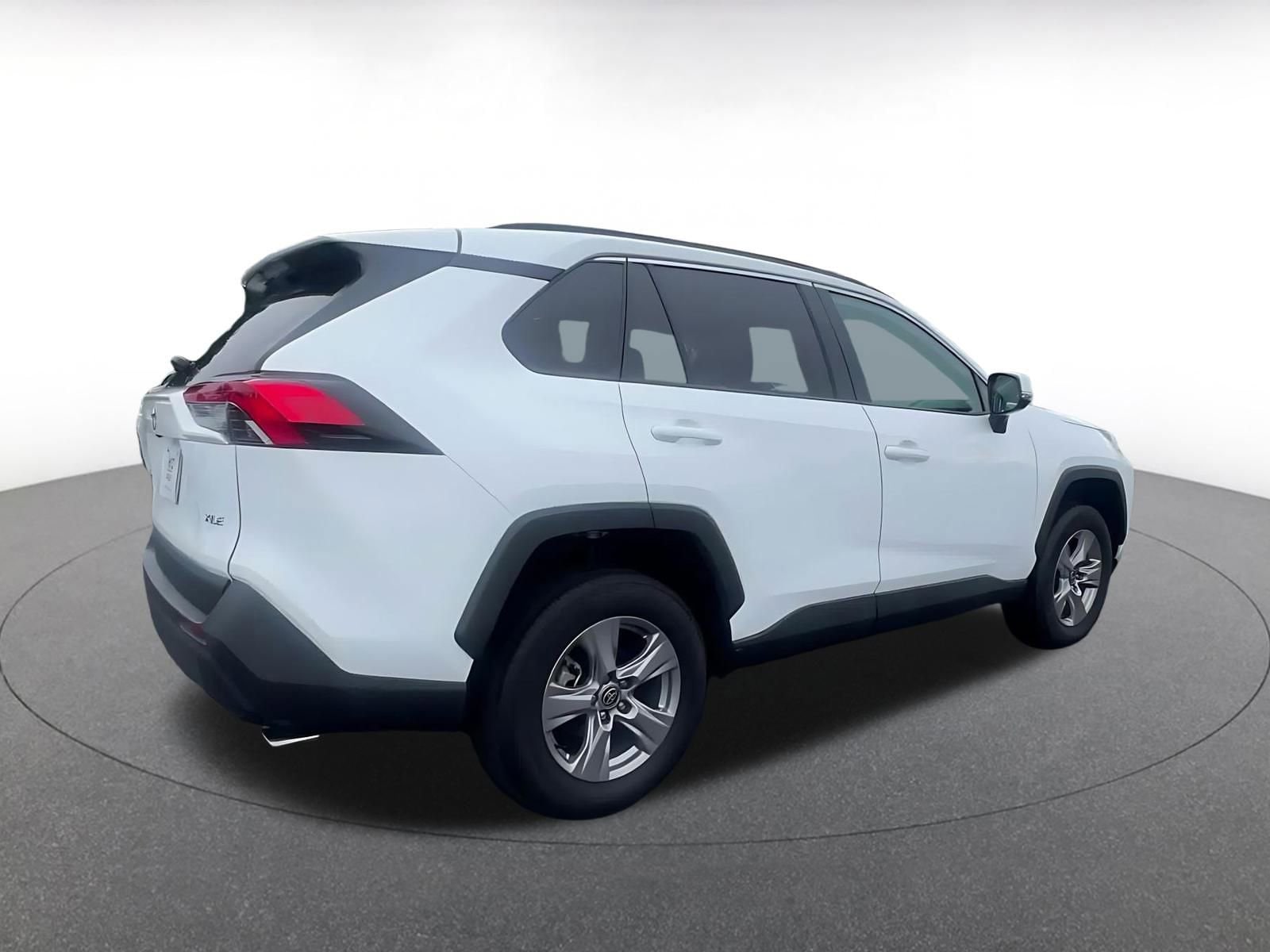 Thumbnail: 2025 Toyota RAV4 - 15