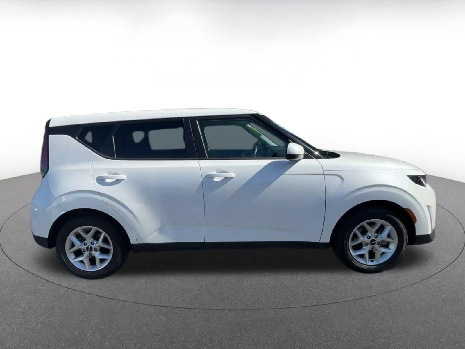Thumbnail: 2025 Kia Soul - 15