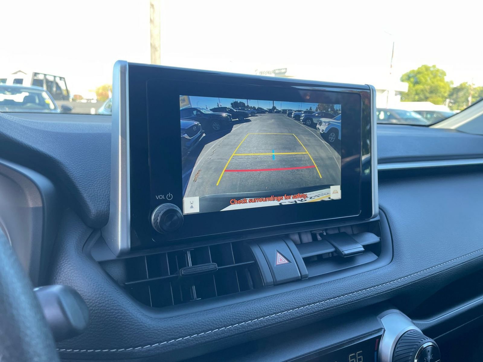 Thumbnail: 2025 Toyota RAV4 - 17