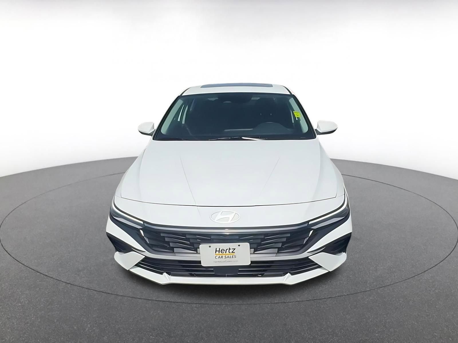 Thumbnail: 2025 Hyundai Elantra - 4