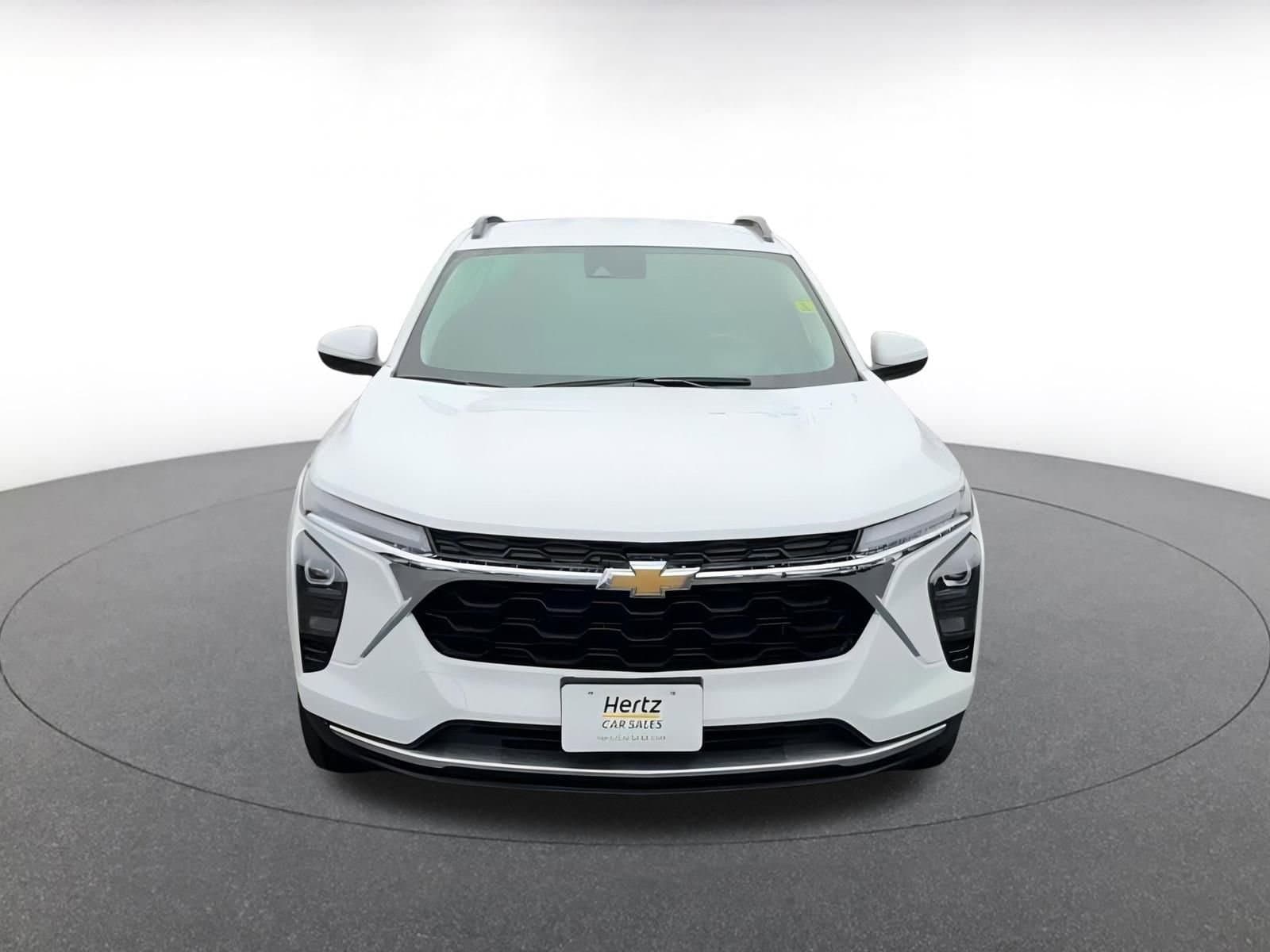 Thumbnail: 2025 Chevrolet Trax - 4