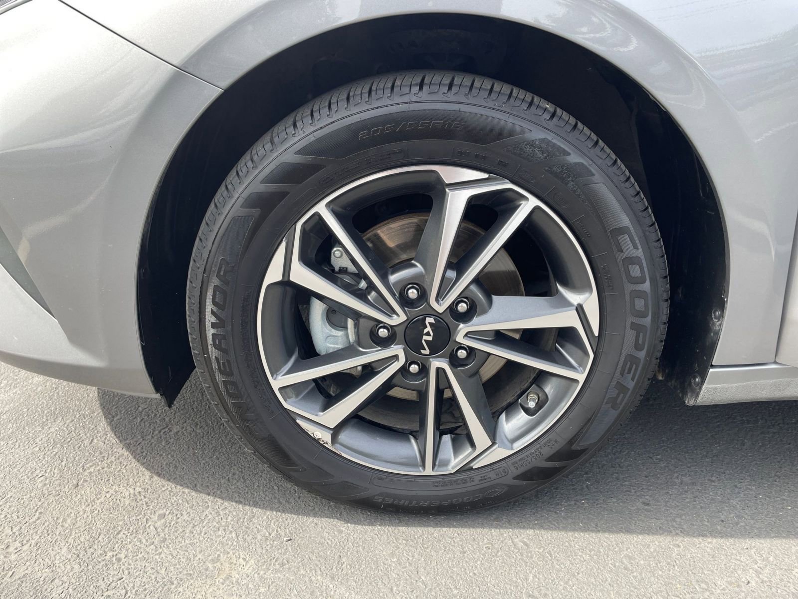 2024 Kia Forte LXS 27