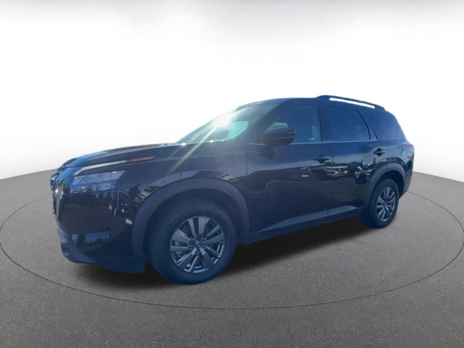 Thumbnail: 2025 Nissan Pathfinder - 8