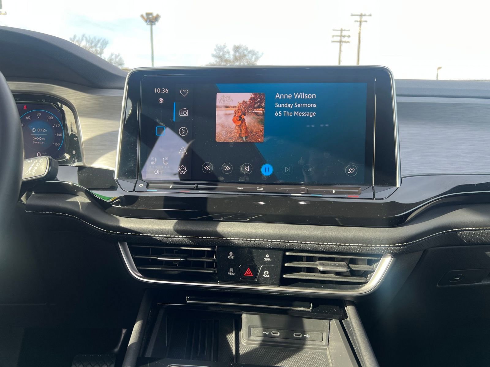 Thumbnail: 2025 Volkswagen Atlas - 18