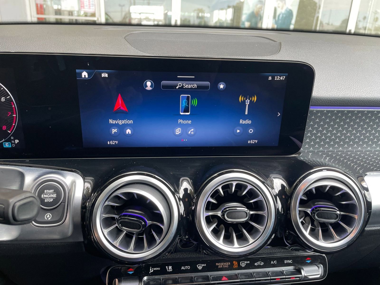 Thumbnail: 2024 Mercedes-Benz GLB - 23