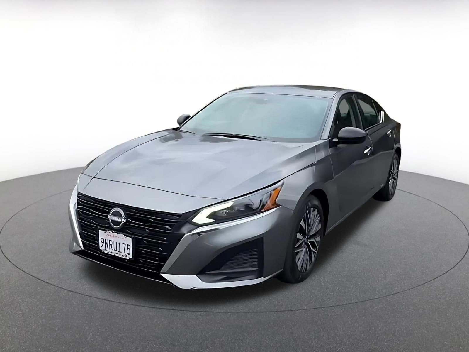 Thumbnail: 2025 Nissan Altima - 7