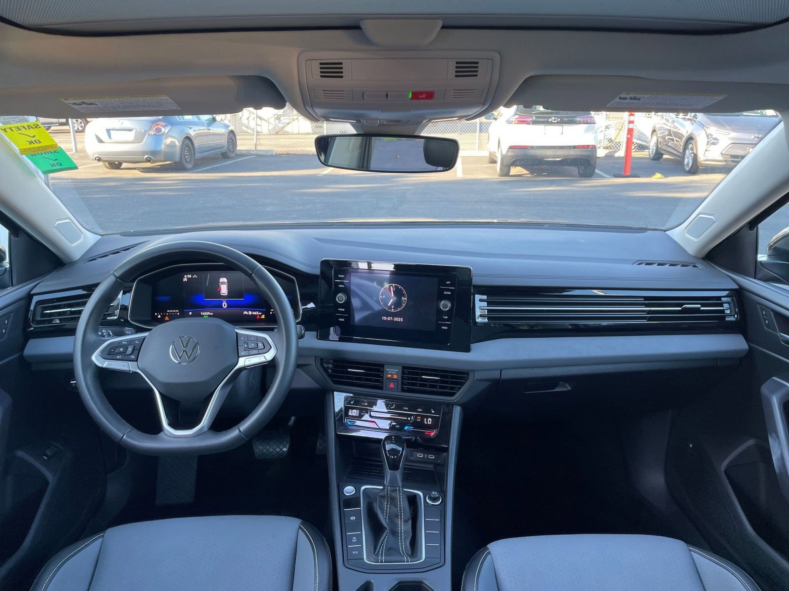 Thumbnail: 2025 Volkswagen Jetta - 33