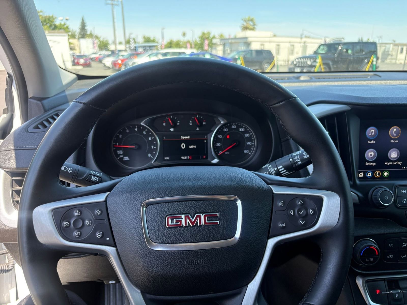 Thumbnail: 2024 GMC Terrain - 31