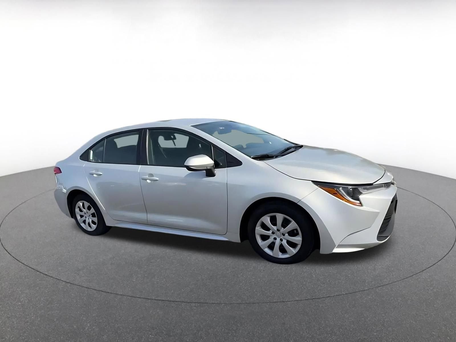 Thumbnail: 2025 Toyota Corolla - 2