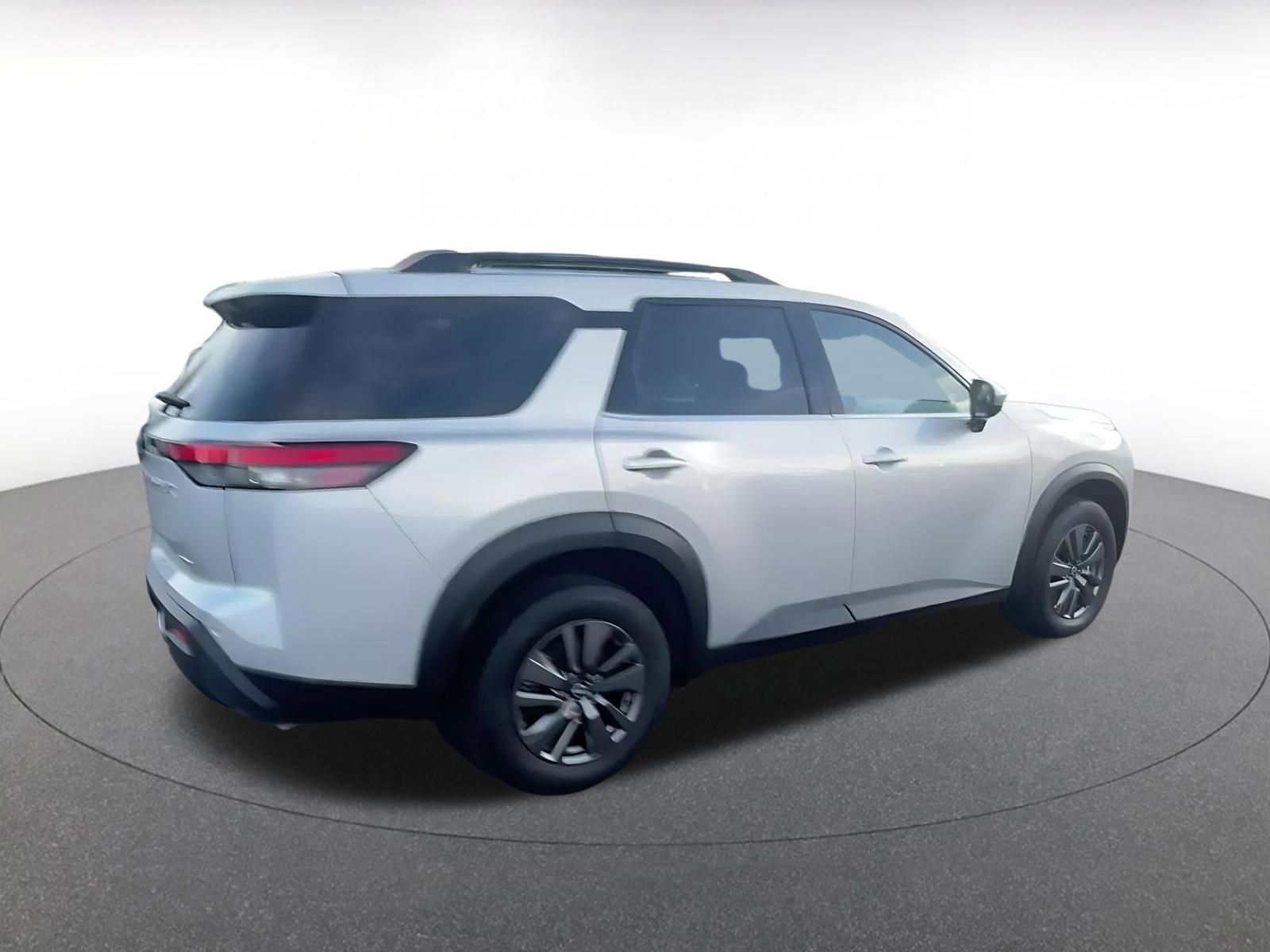 Thumbnail: 2025 Nissan Pathfinder - 15