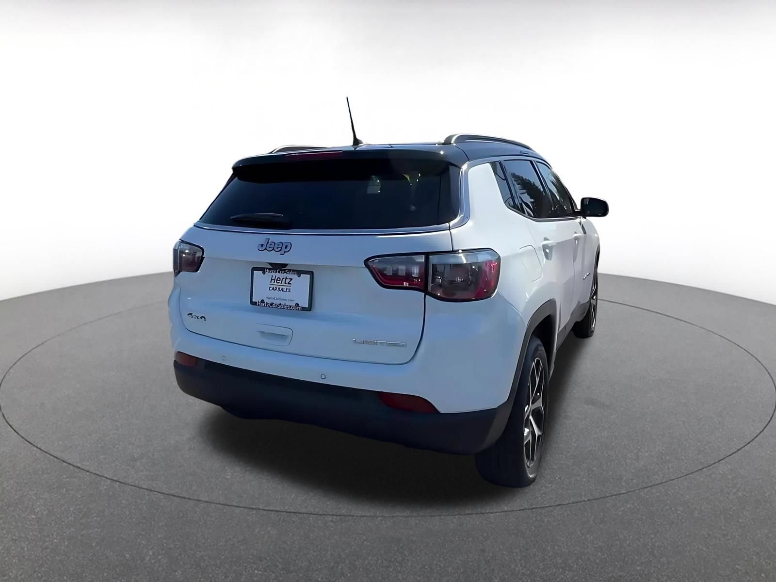 Thumbnail: 2025 Jeep Compass - 14