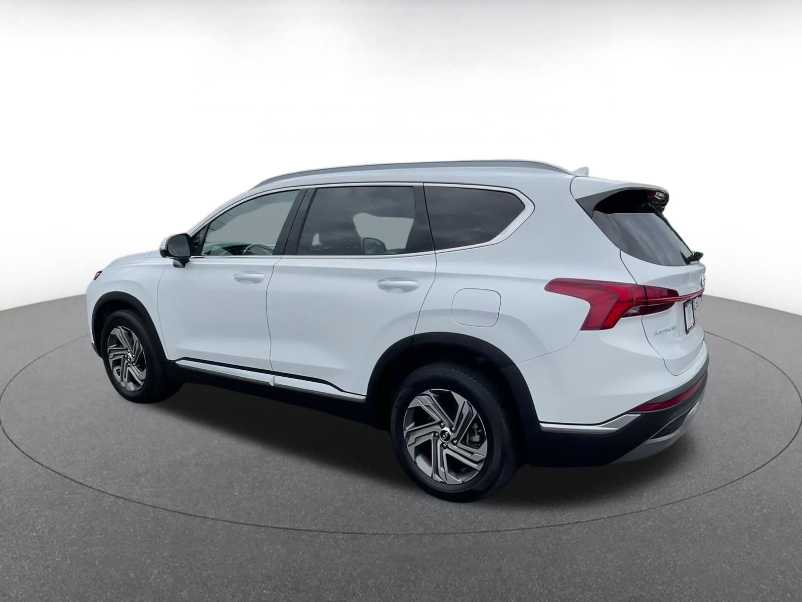 Thumbnail: 2023 Hyundai Santa Fe - 10