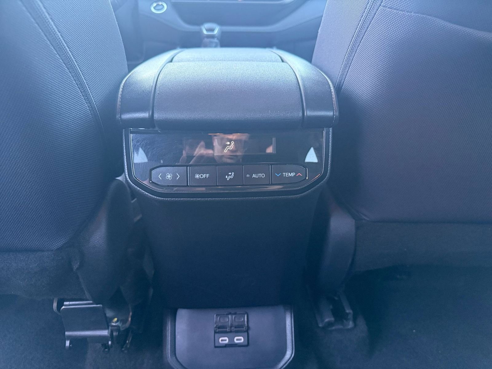 Thumbnail: 2025 Toyota Highlander - 24