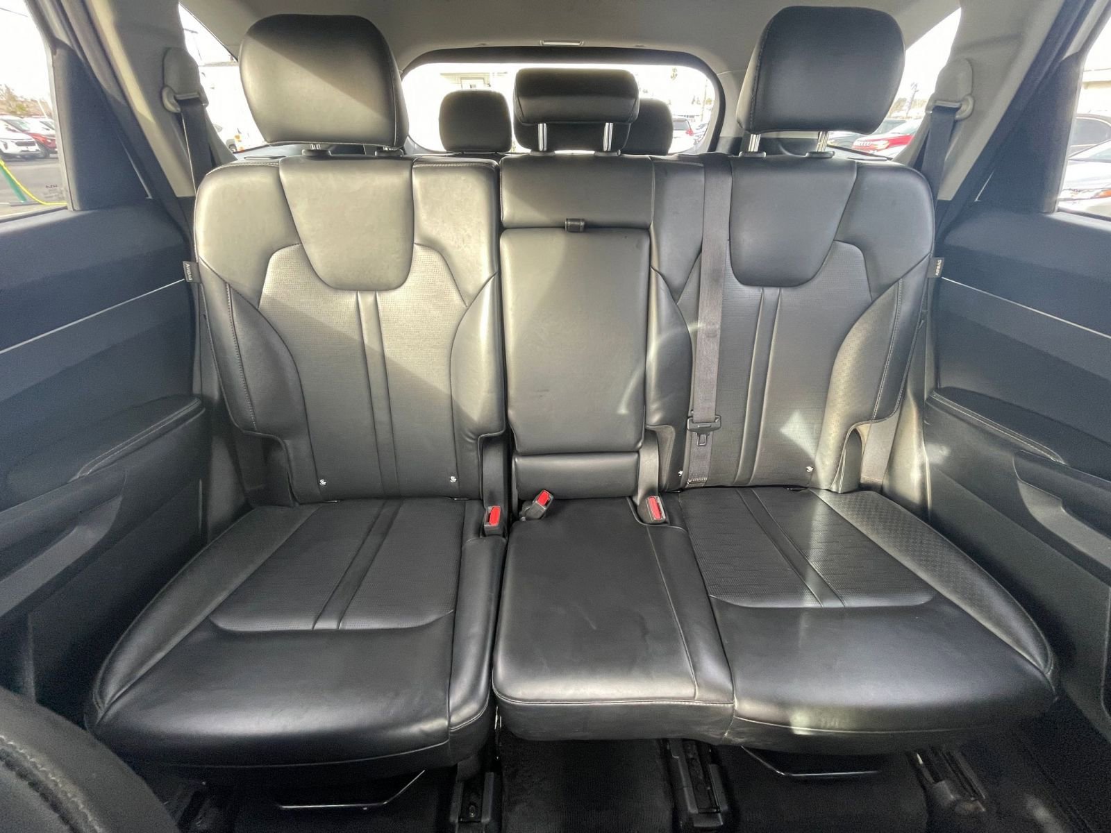 Thumbnail: 2024 Kia Sorento - 34