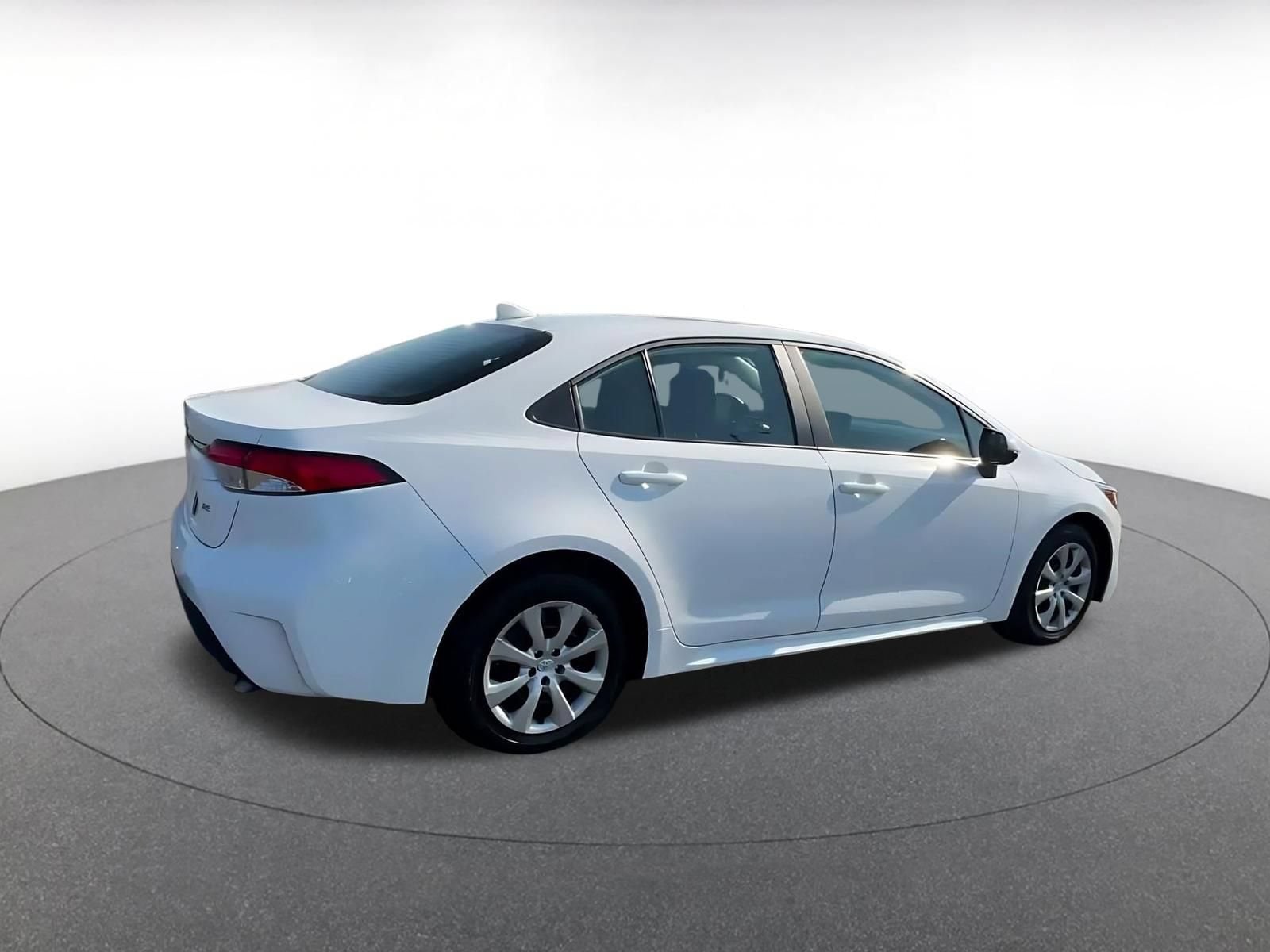 Thumbnail: 2025 Toyota Corolla - 13