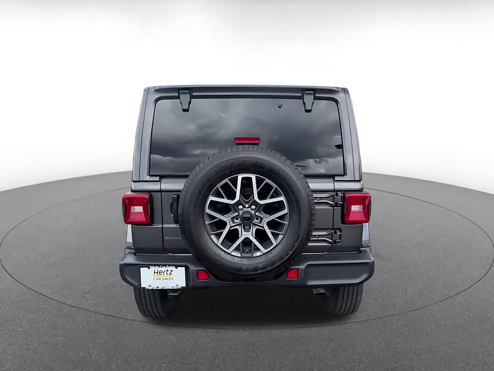 Thumbnail: 2025 Jeep Wrangler - 10