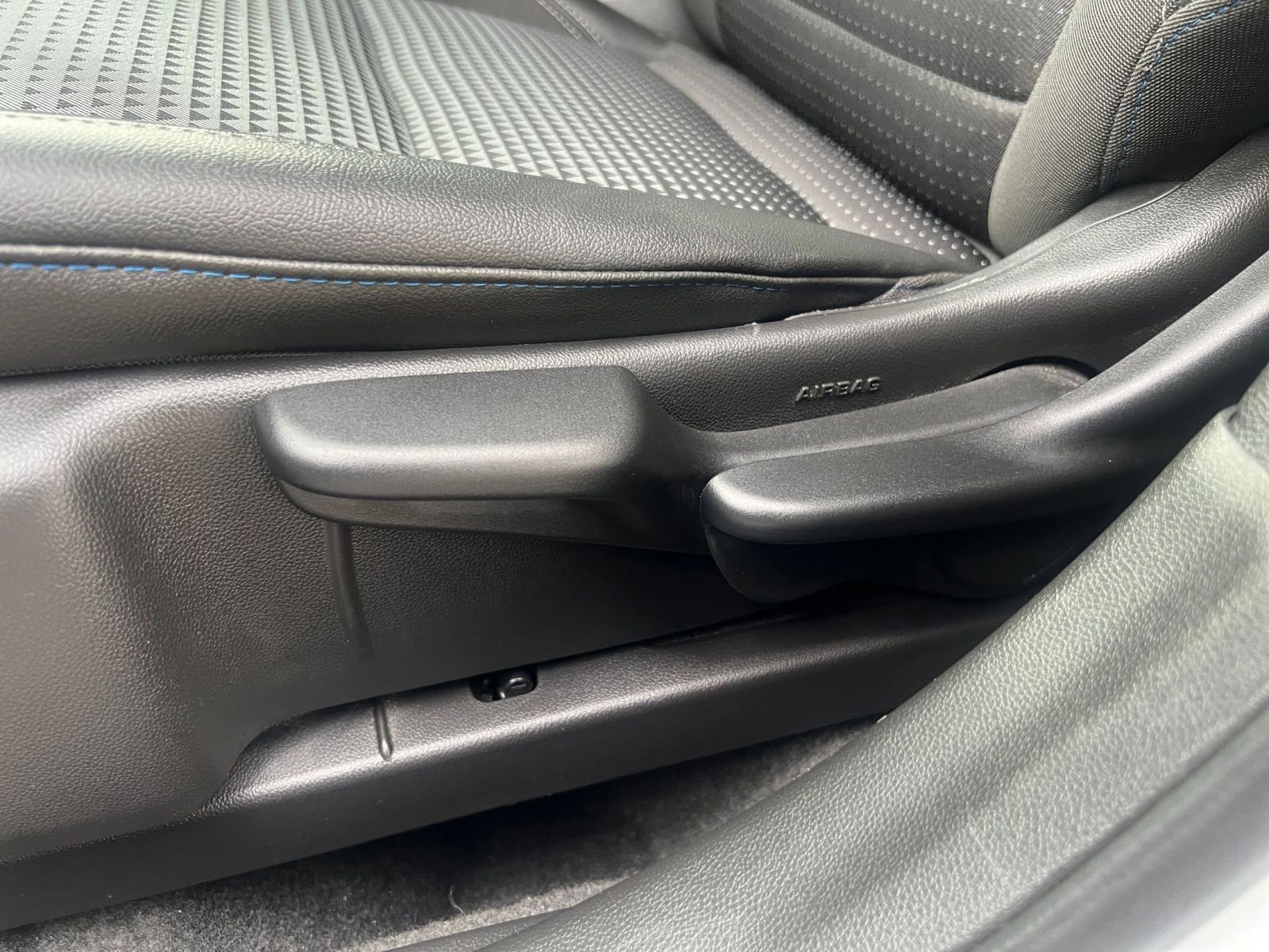 Thumbnail: 2025 Chevrolet Trax - 23