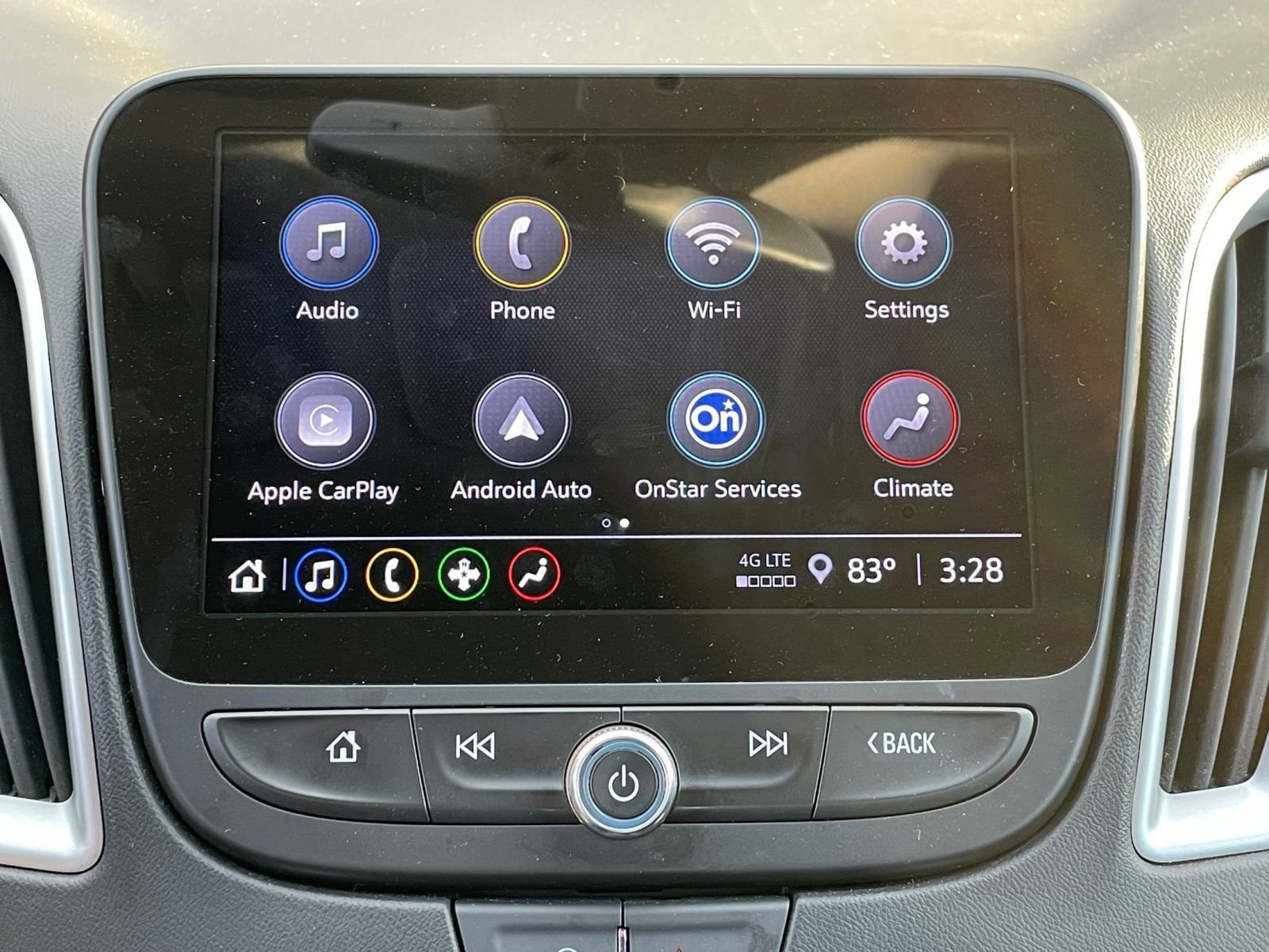 Thumbnail: 2023 Chevrolet Malibu - 21