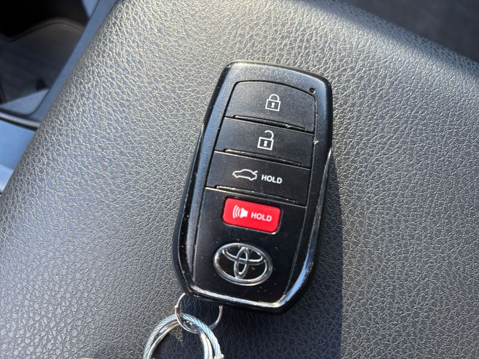 Thumbnail: 2025 Toyota Camry - 21