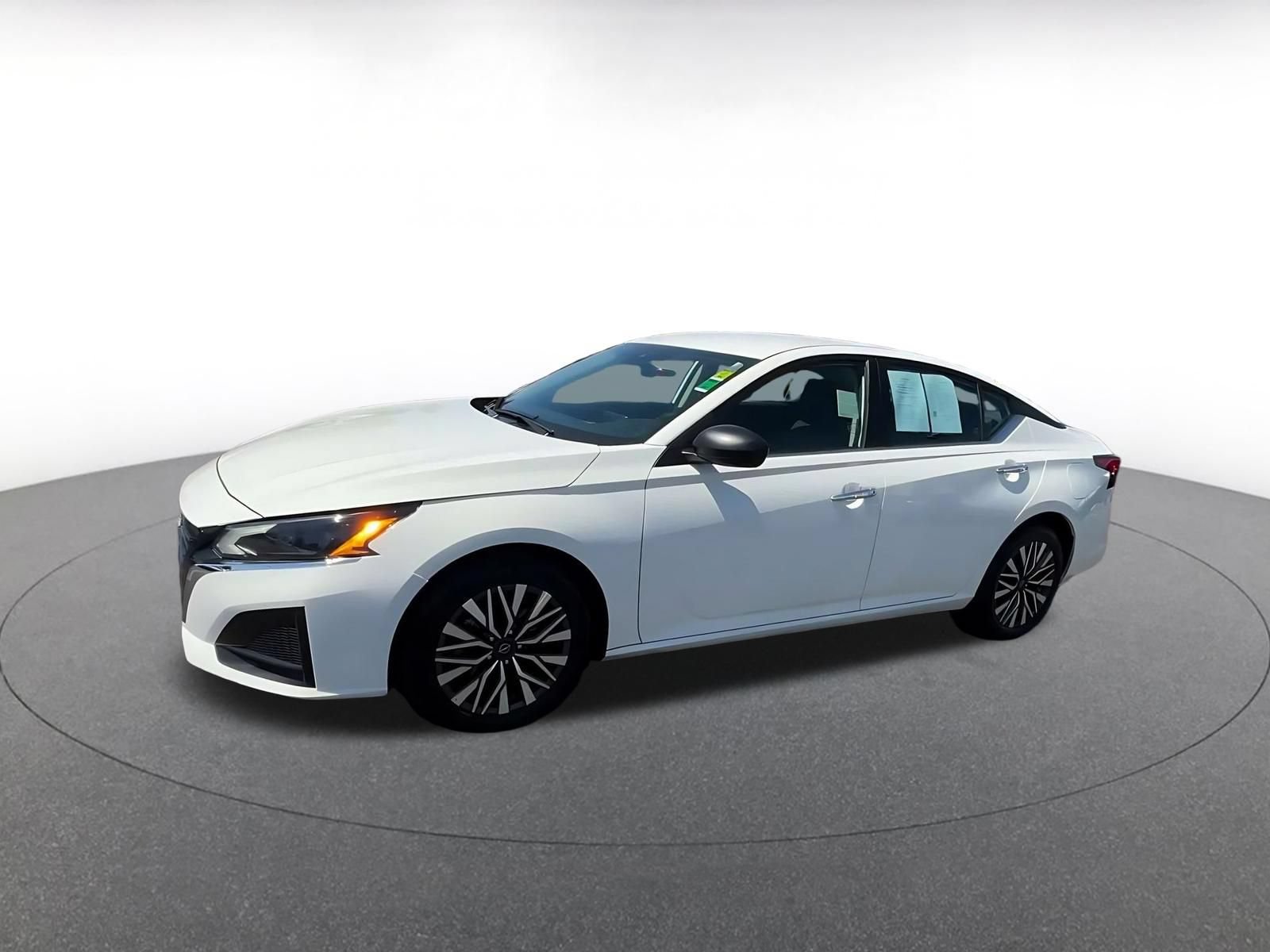 Thumbnail: 2025 Nissan Altima - 7