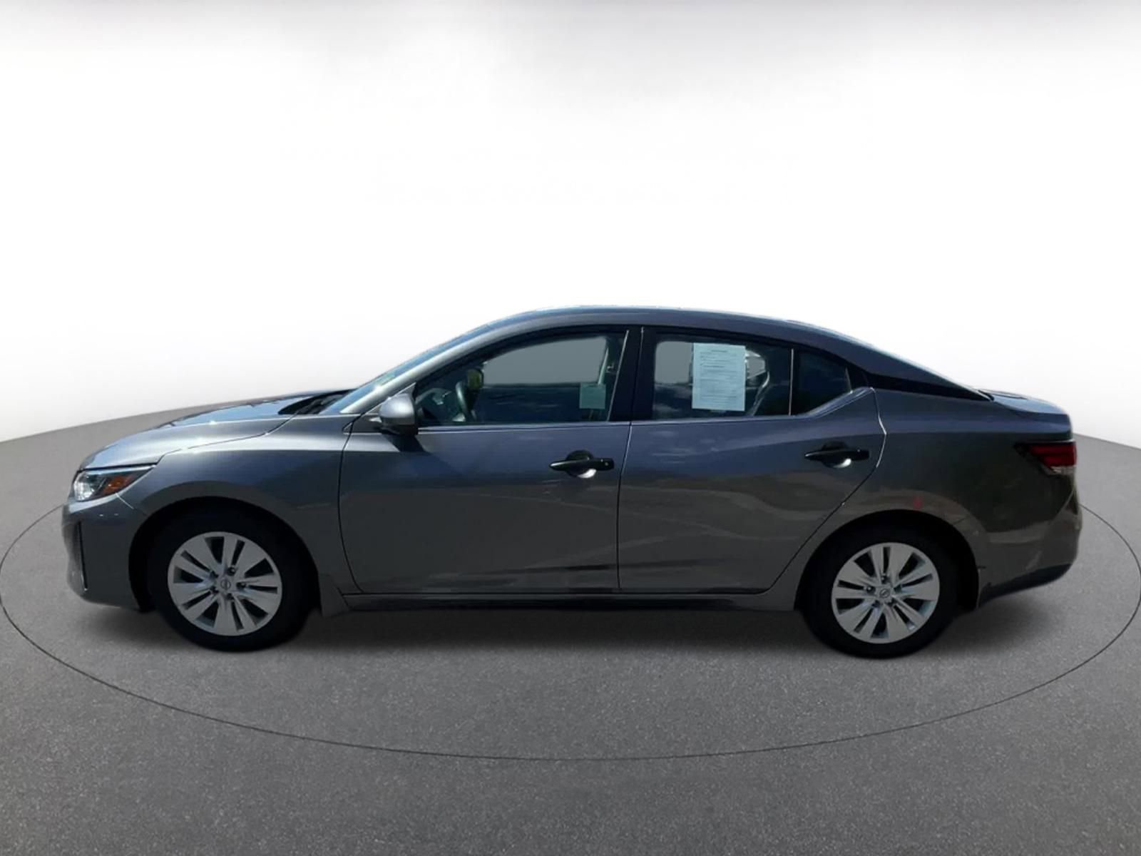 Thumbnail: 2024 Nissan Sentra - 9