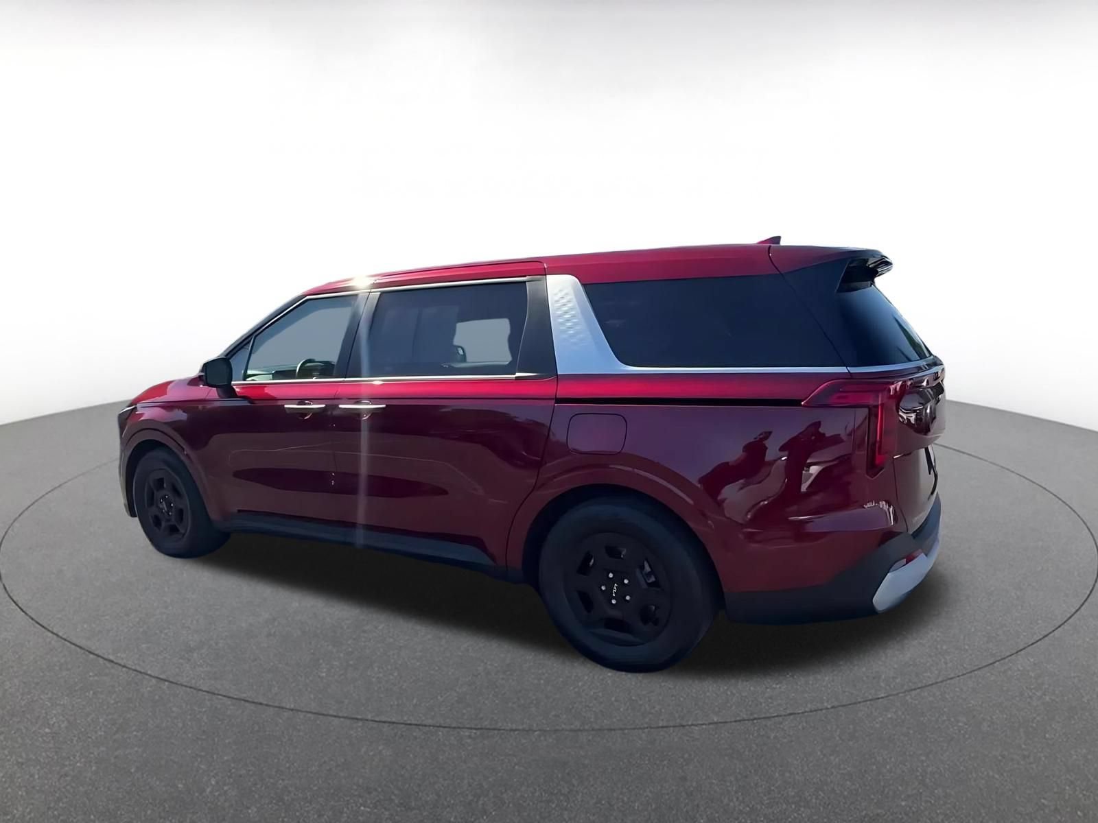 Thumbnail: 2026 Kia Carnival - 10