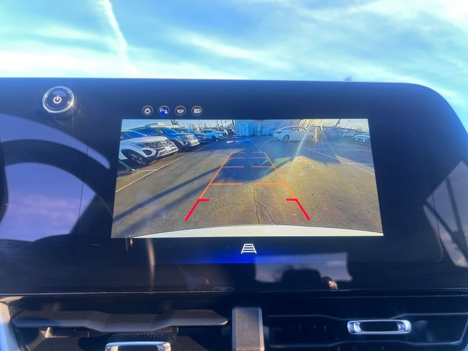 Thumbnail: 2025 Chevrolet Equinox - 17